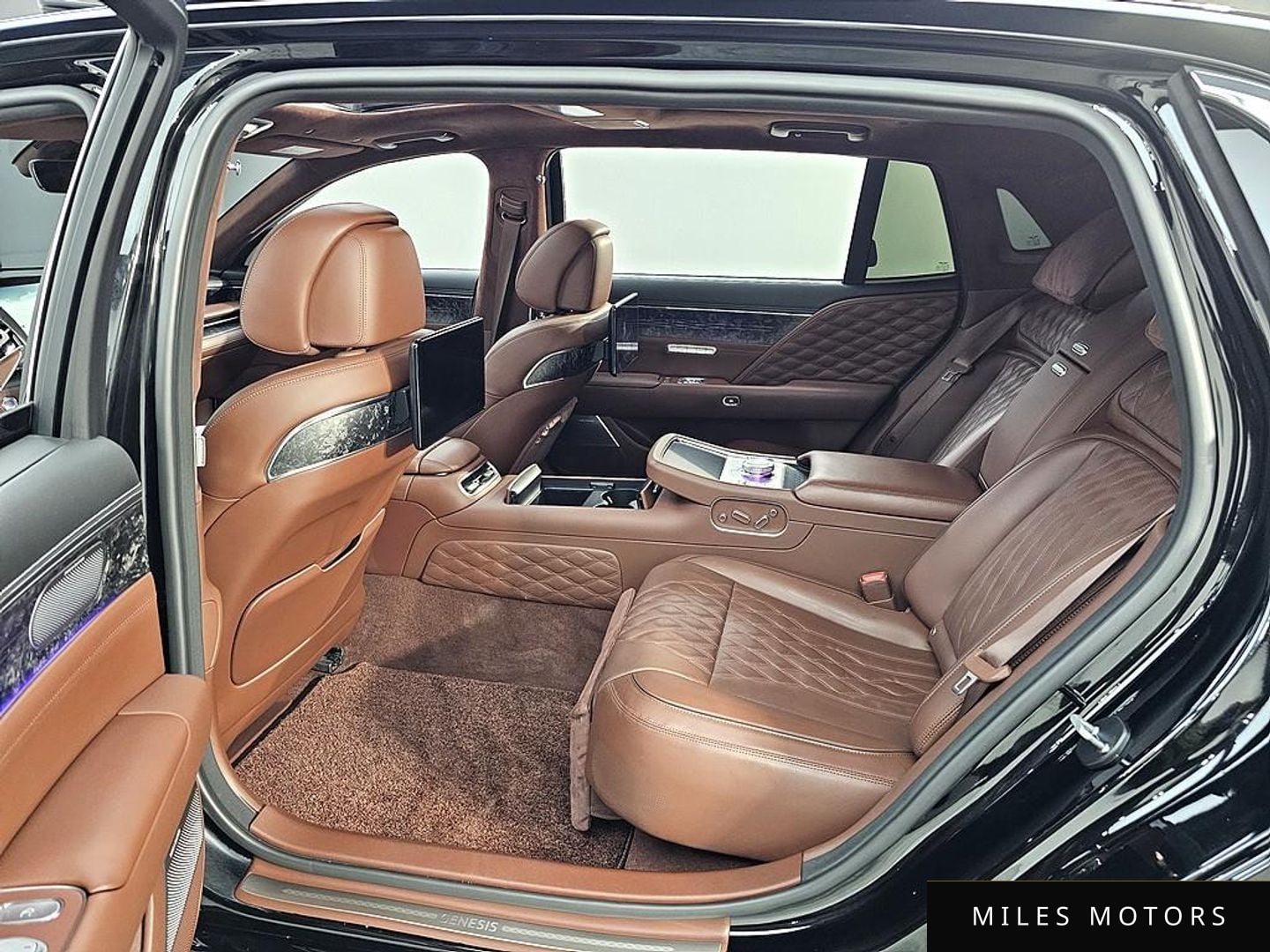 Genesis G90 (RS4) 2023 — миниатюра 9