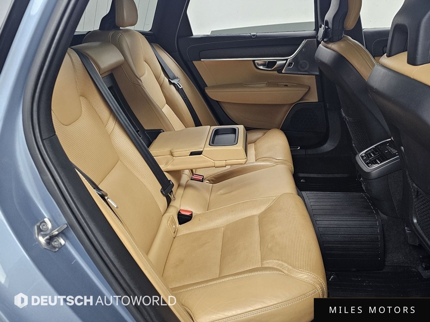 Volvo V90 크로스컨트리 2018 — миниатюра 12