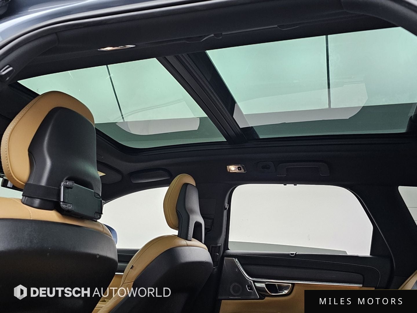 Volvo V90 크로스컨트리 2018 — миниатюра 18