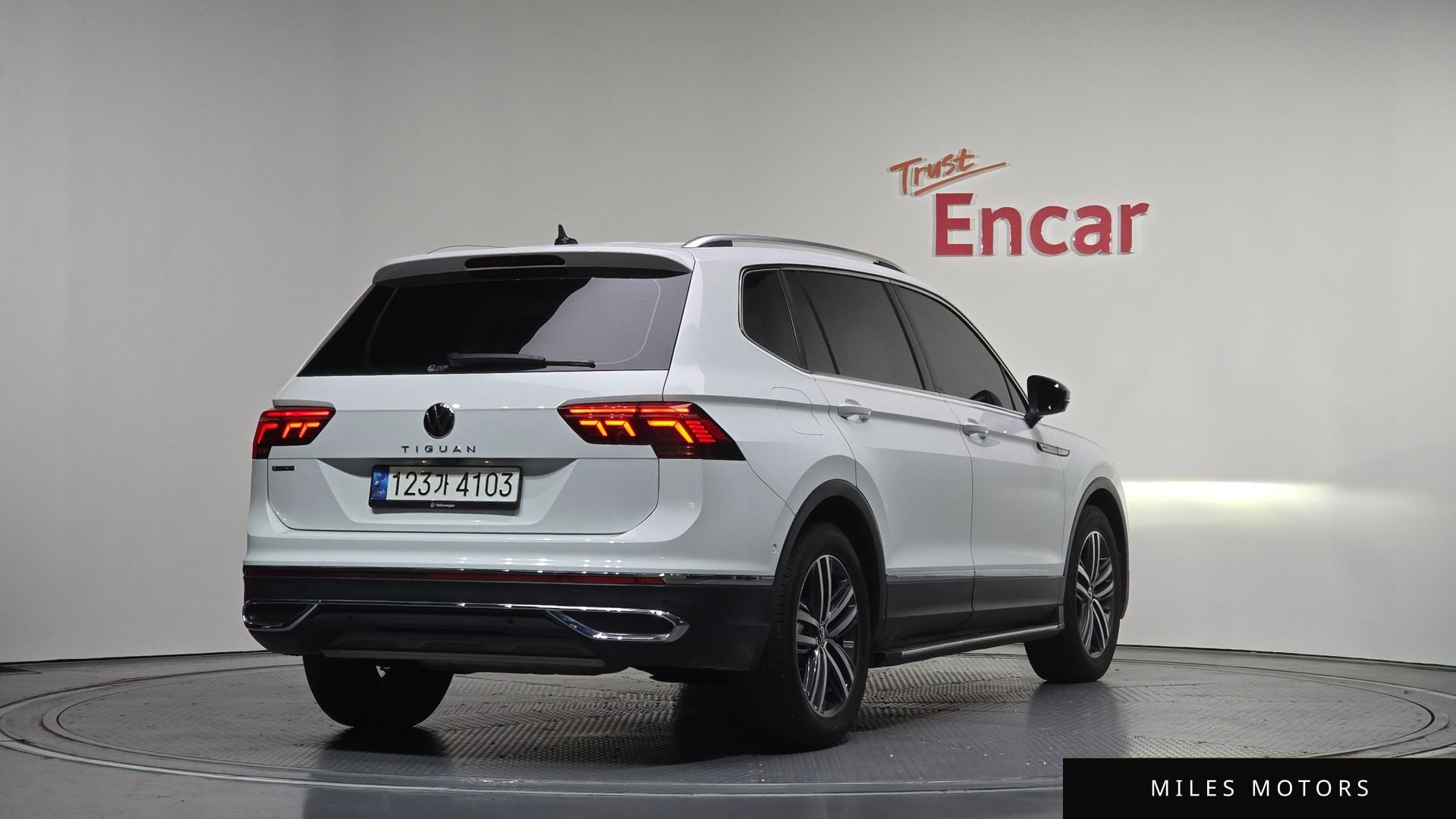 Volkswagen Tiguan 2023 — миниатюра 2