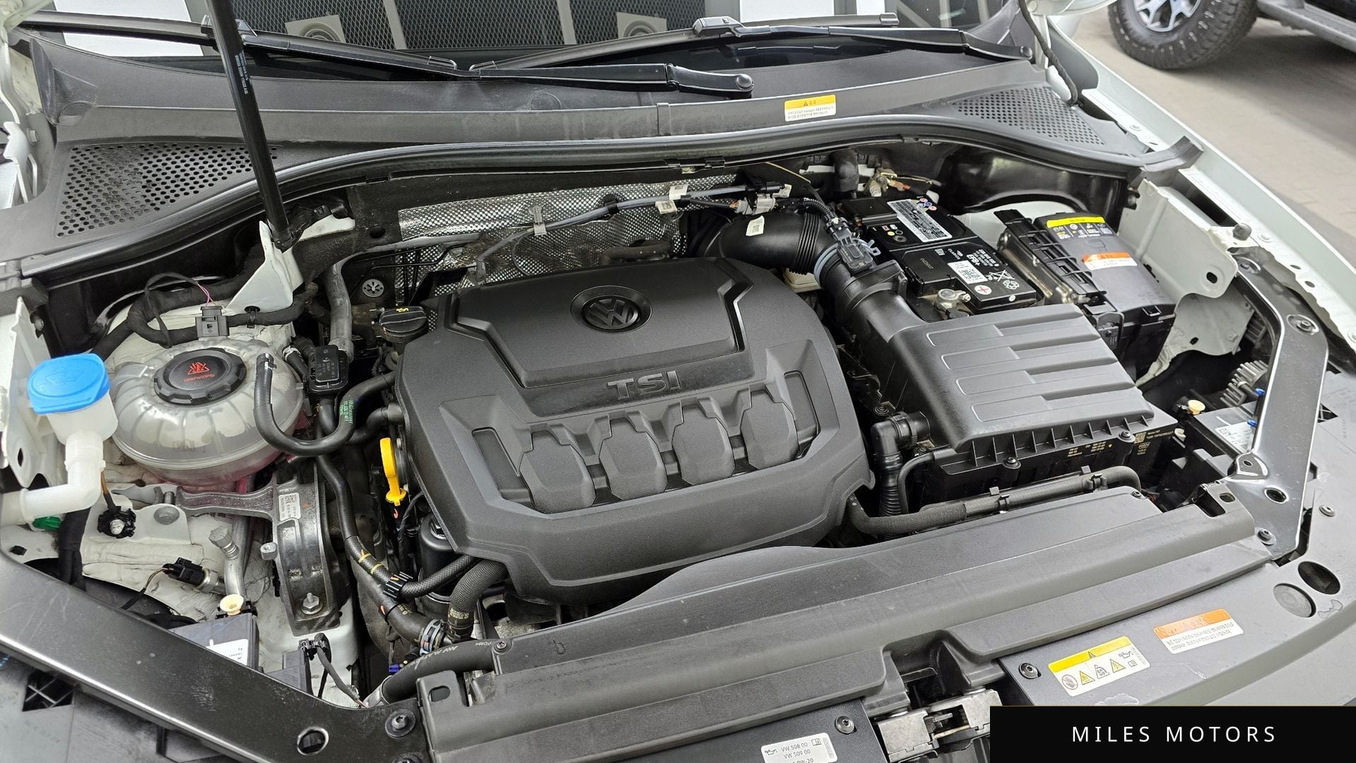 Volkswagen Tiguan 2023 — миниатюра 6