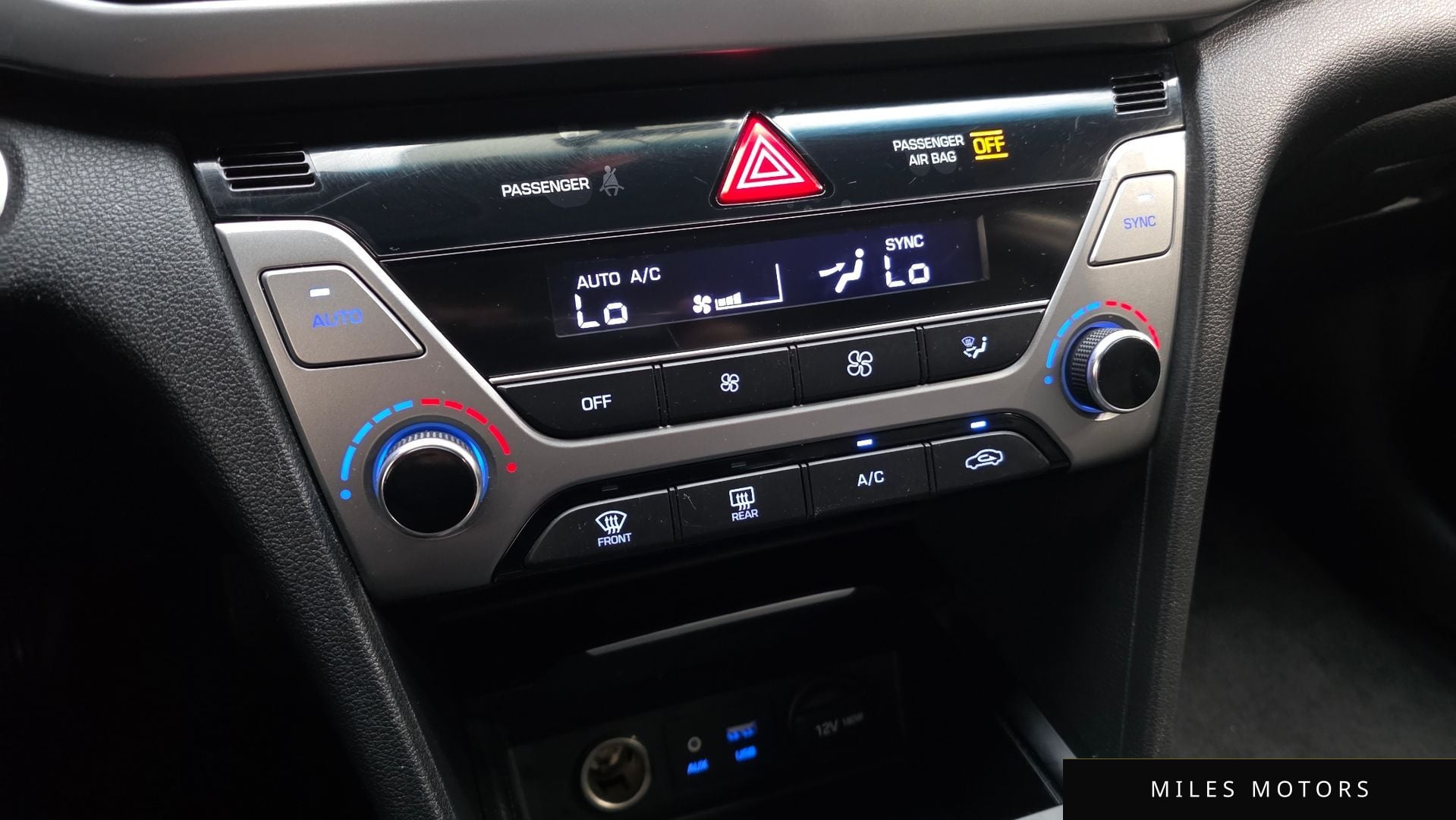Hyundai 아반떼 AD 2016 — миниатюра 16