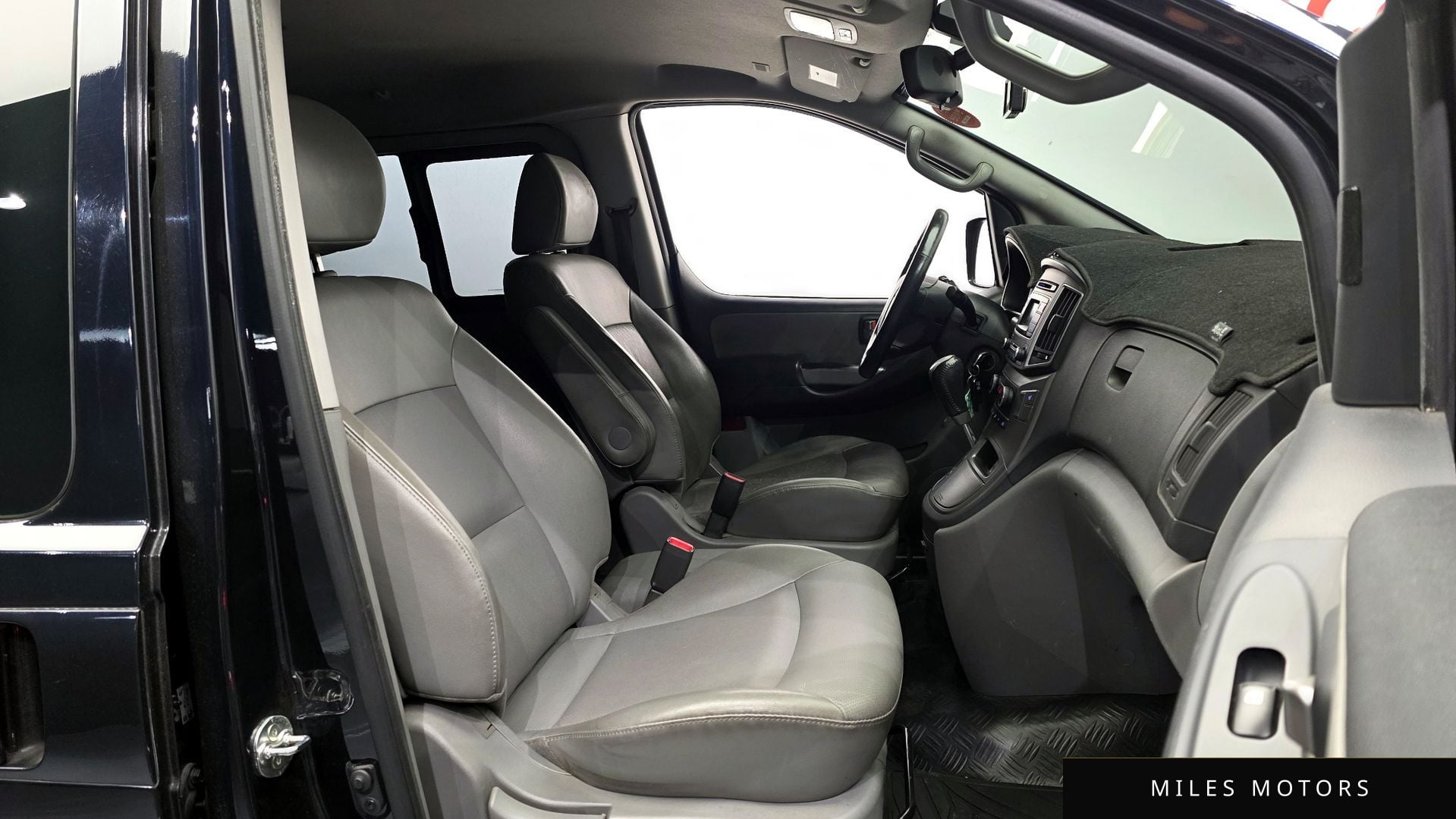 Hyundai Starex 2019 — миниатюра 11