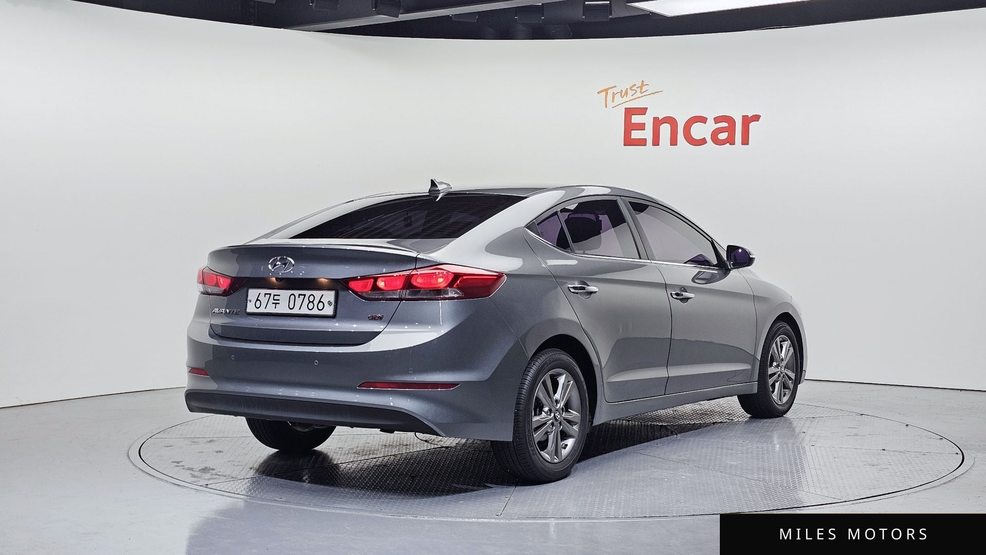 Hyundai AVANTE 2016 — миниатюра 2