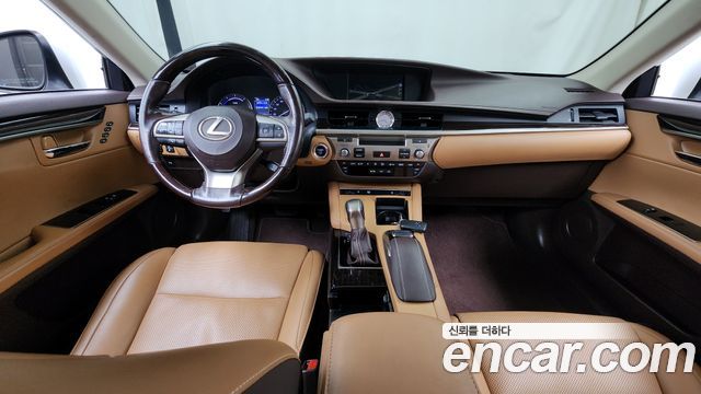 Лексус ES300h 2018 — миниатюра 7
