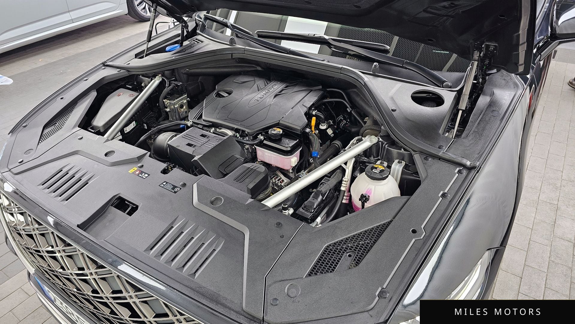 Genesis GV70 2025 — миниатюра 6
