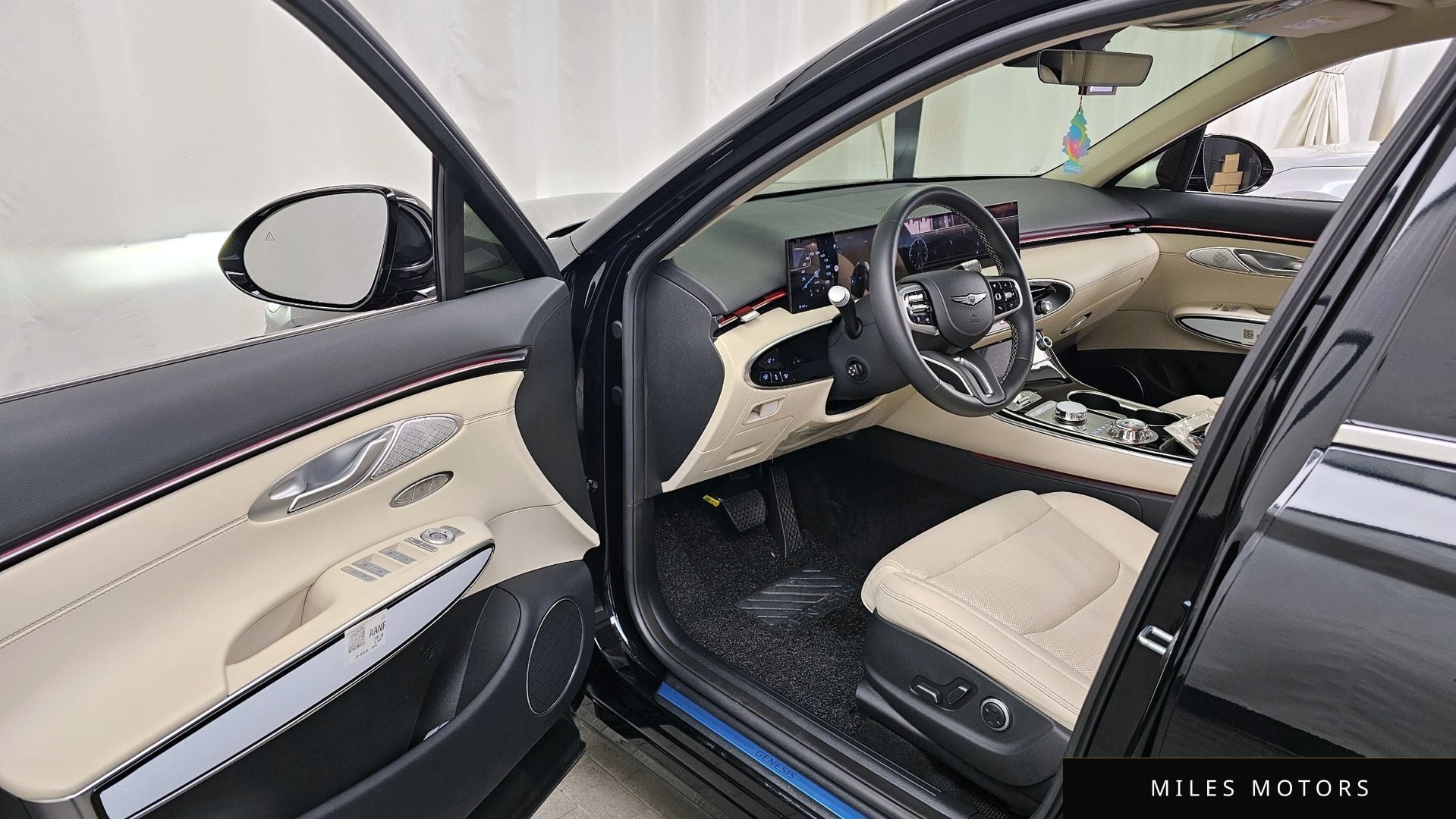 Genesis GV70 2025 — миниатюра 10