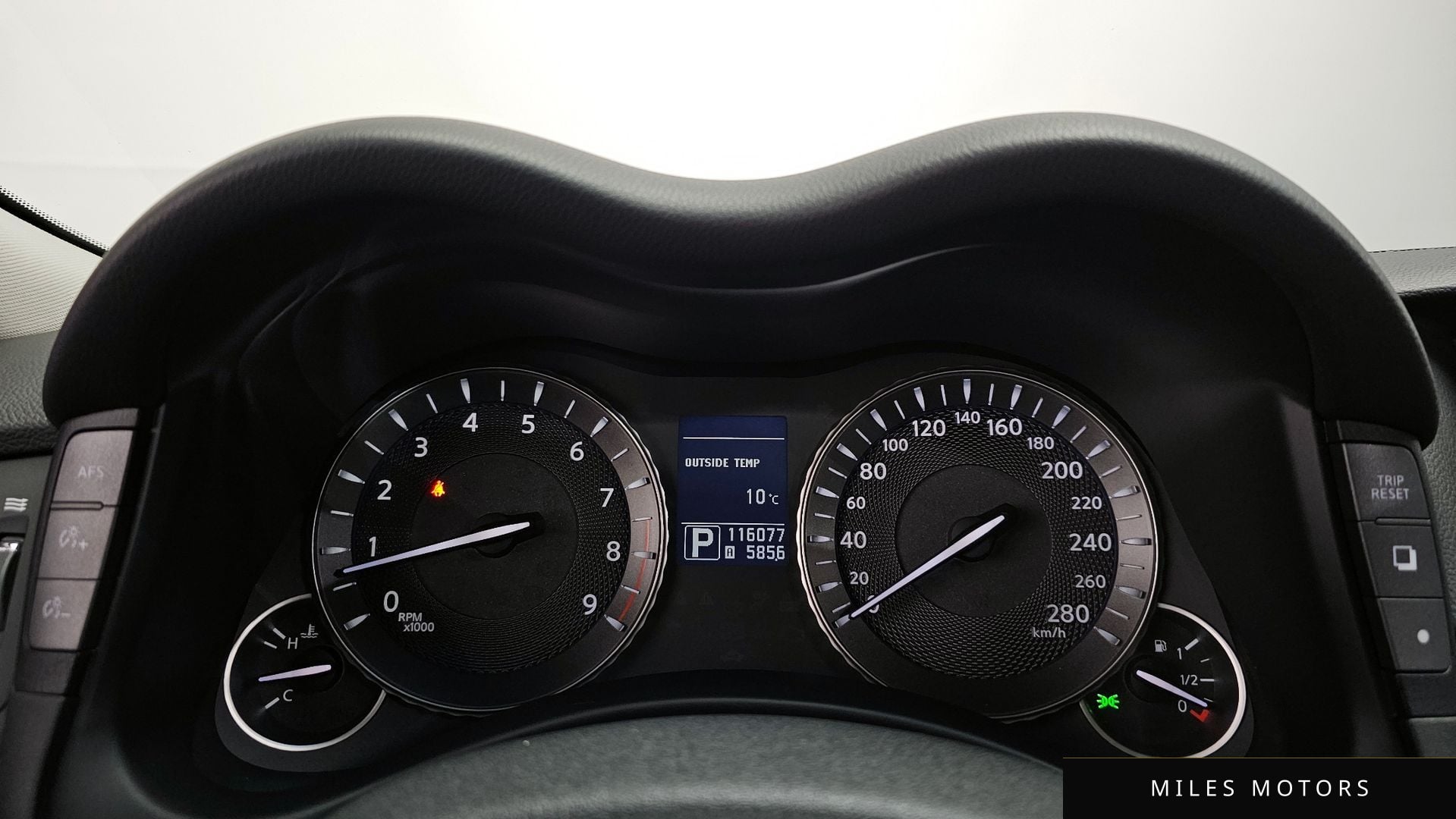 Infiniti M37 2011 — миниатюра 8