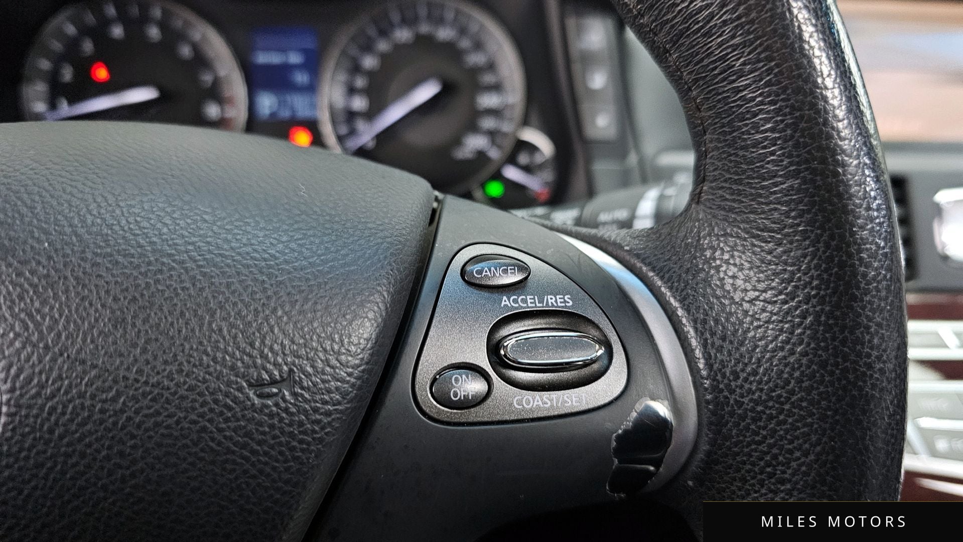 Infiniti M37 2011 — миниатюра 20