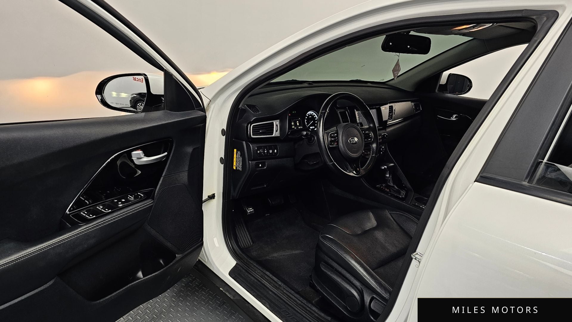 Kia Niro 2018 — миниатюра 10