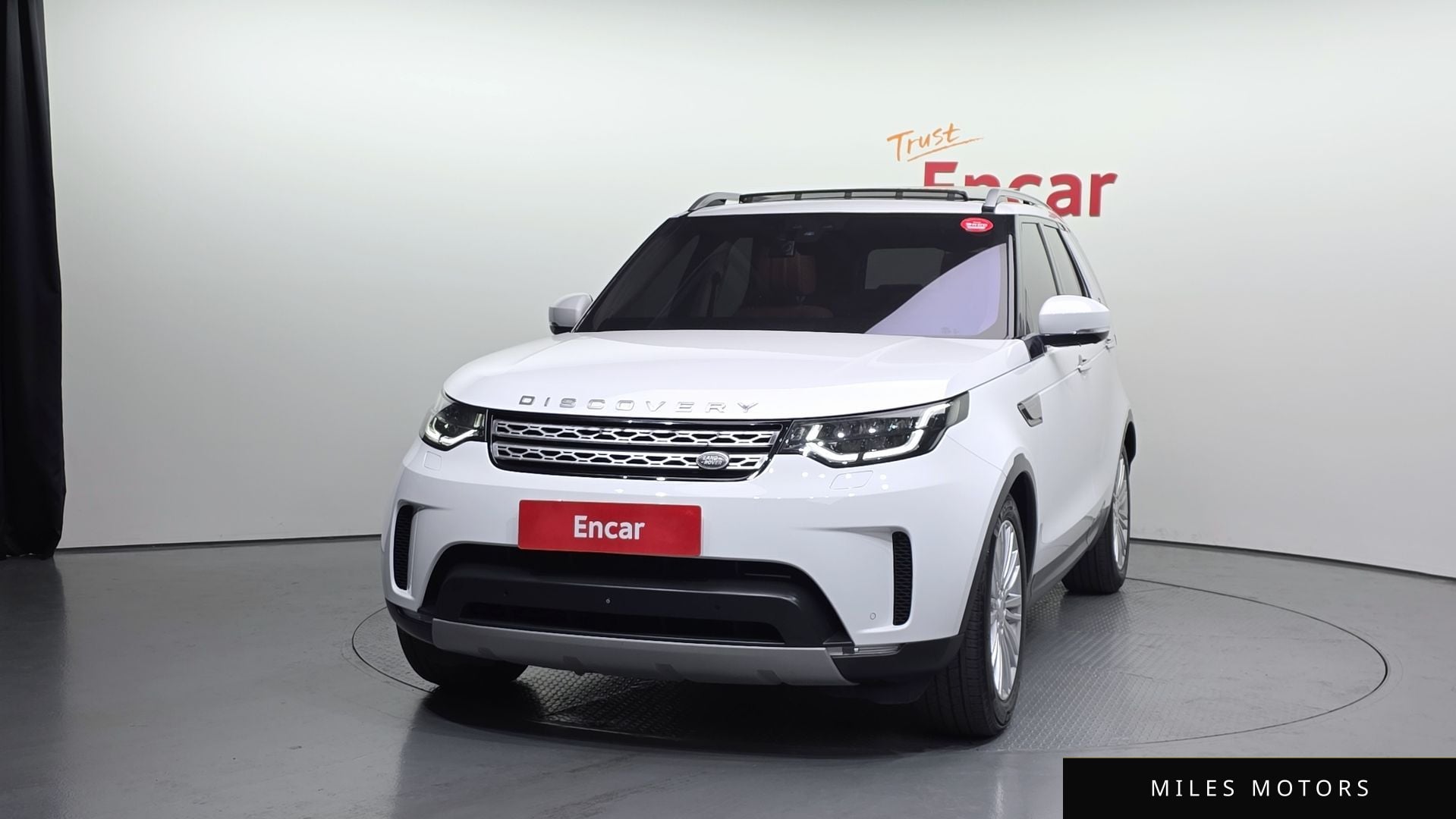 Land Rover Discovery 2018 — миниатюра 3