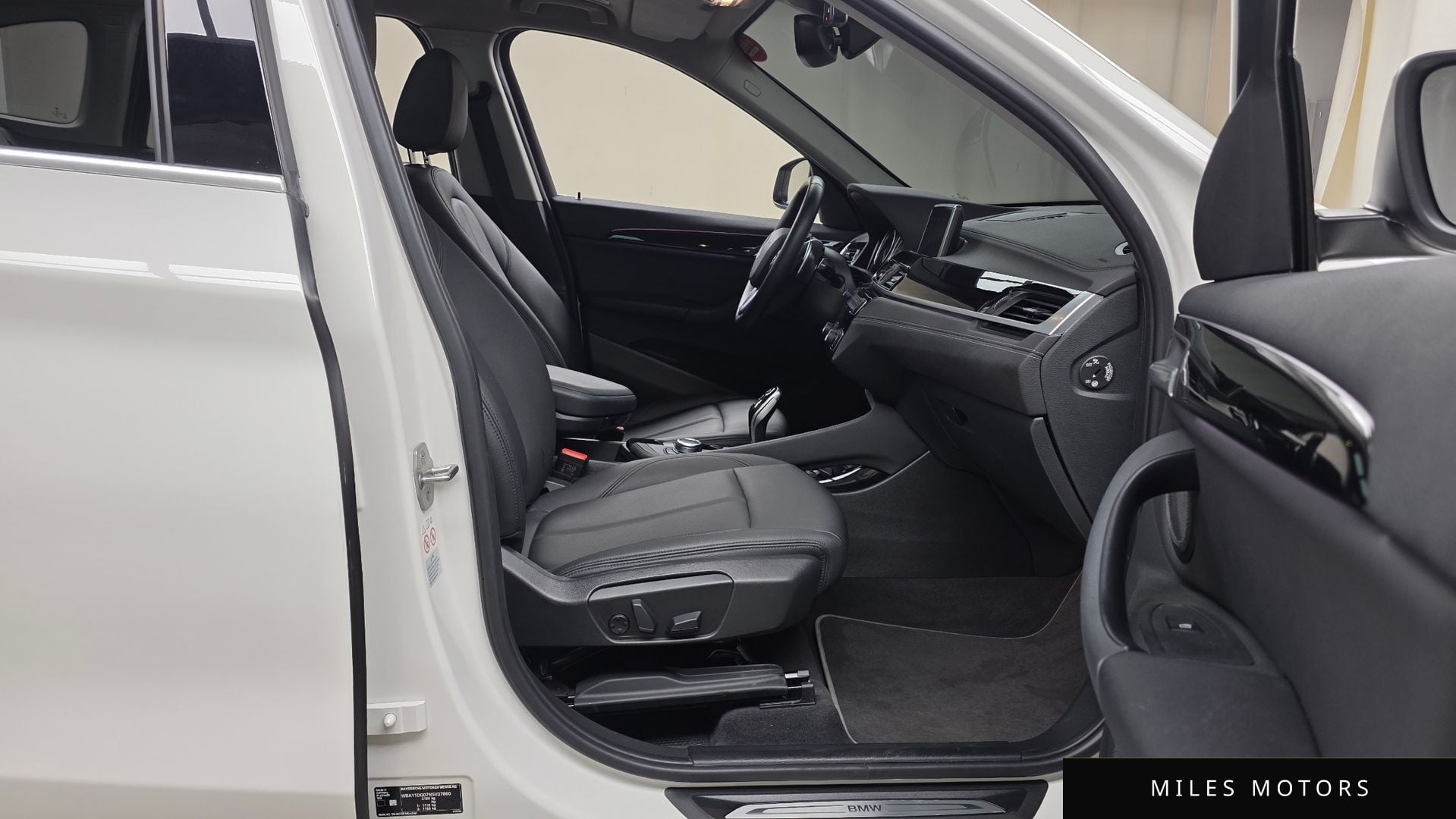 BMW X1 (F48) 2022 — миниатюра 11