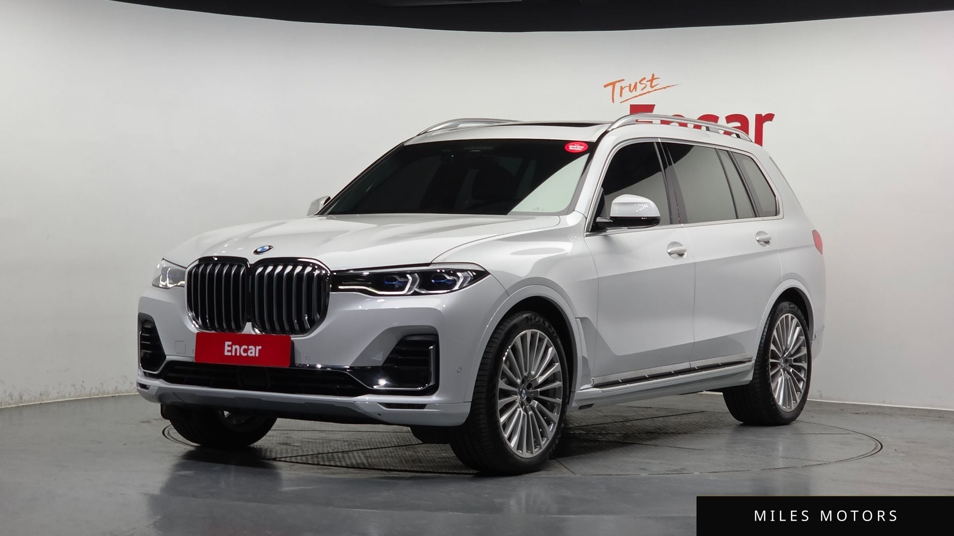 BMW X7 (G07) 2020 — фото 1 из 12