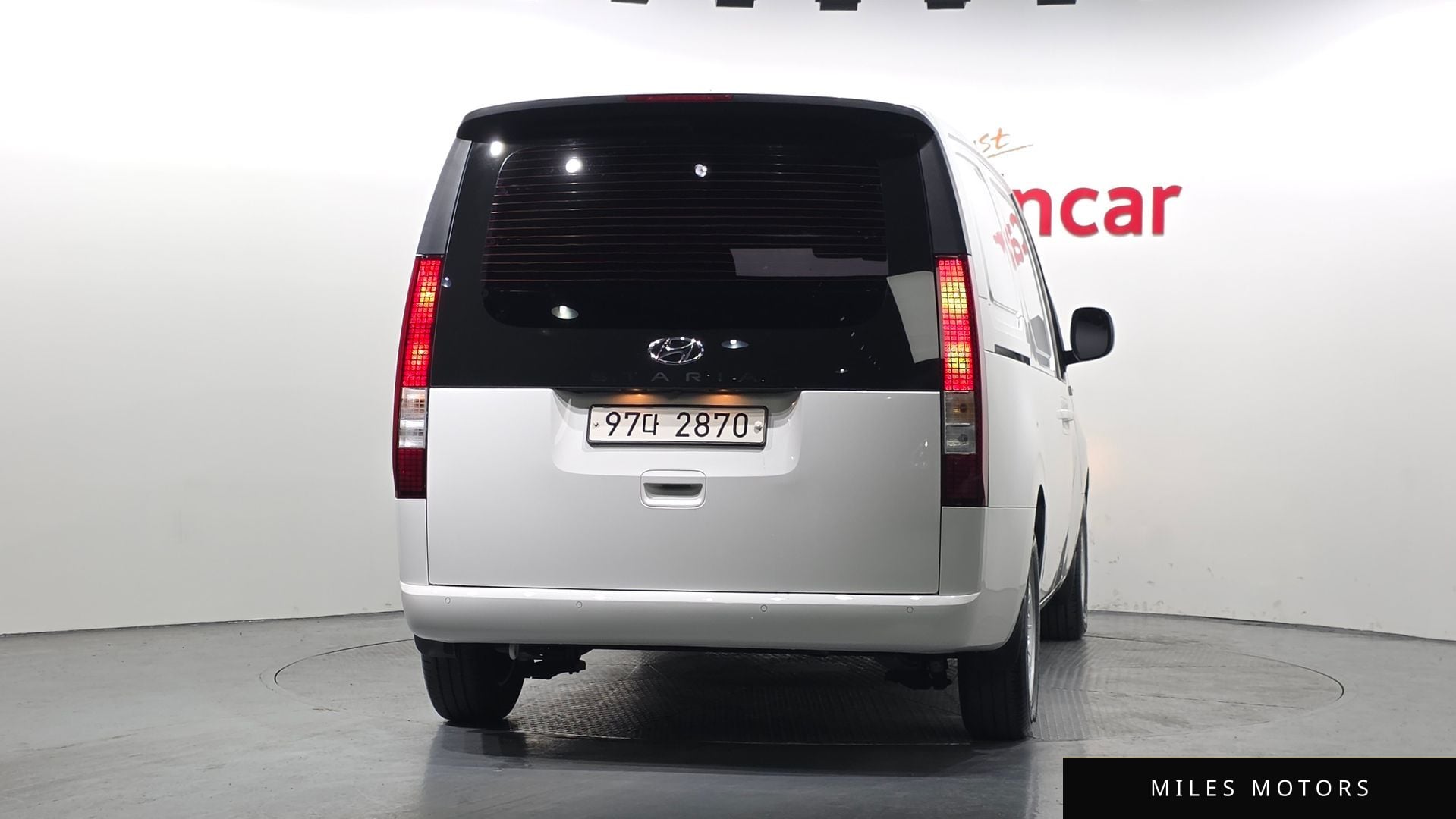 Hyundai Staria 2022 — миниатюра 4