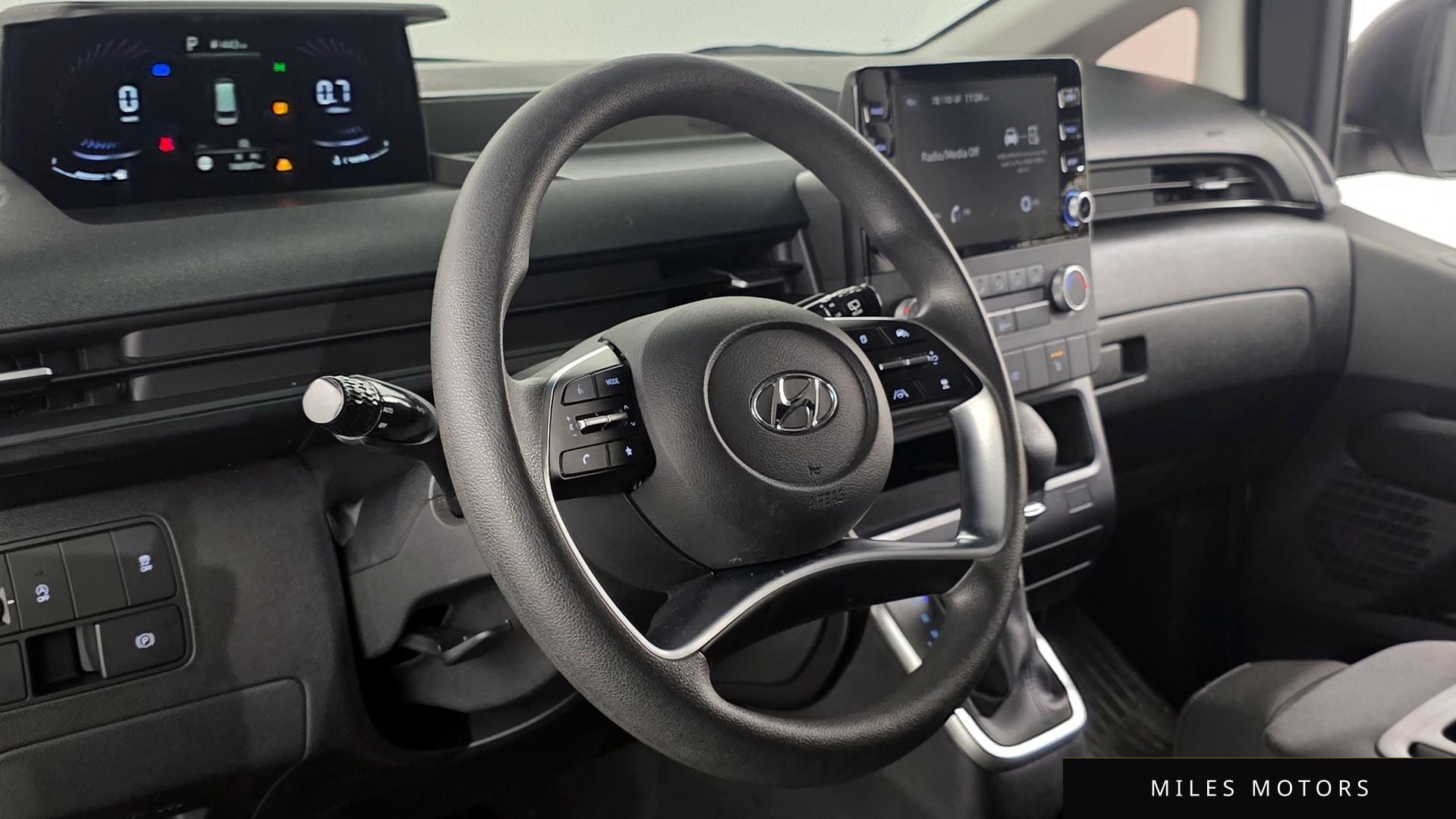 Hyundai Staria 2022 — миниатюра 13