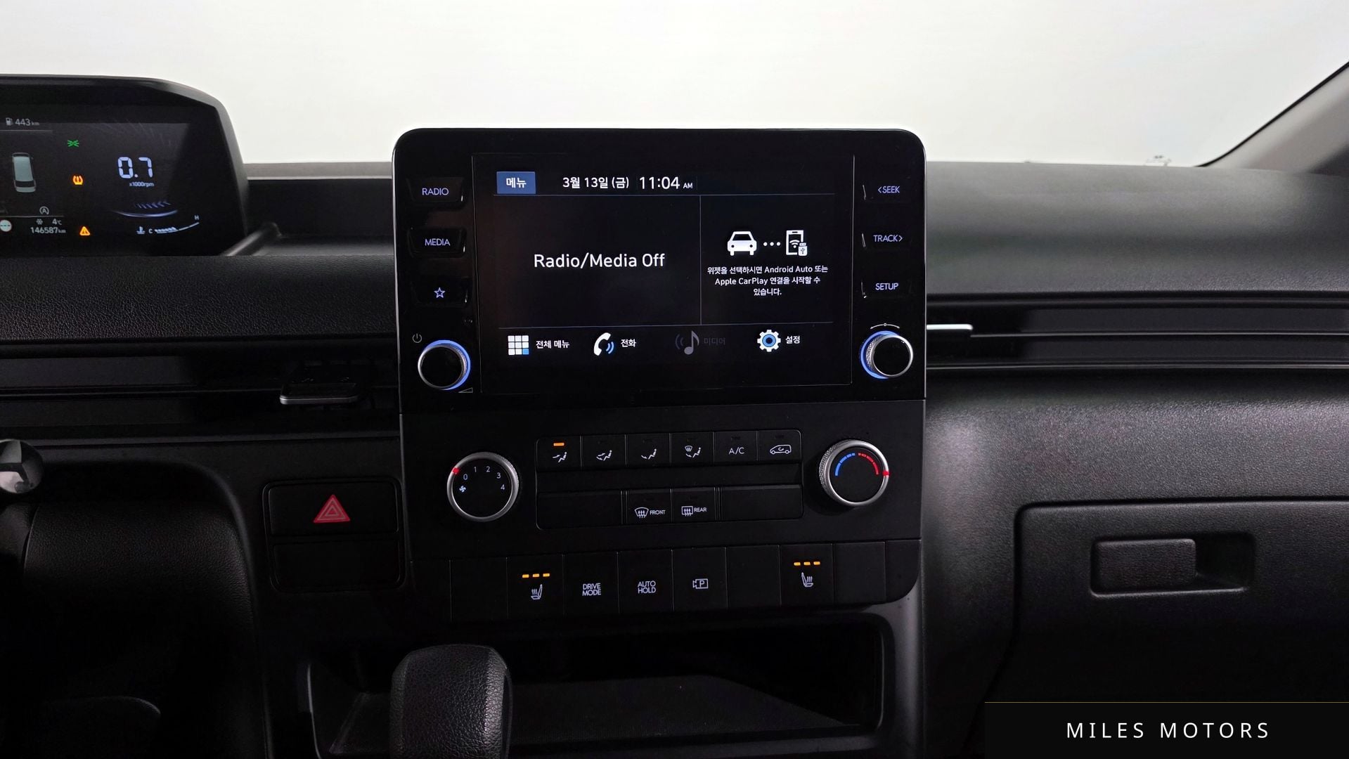 Hyundai Staria 2022 — миниатюра 19