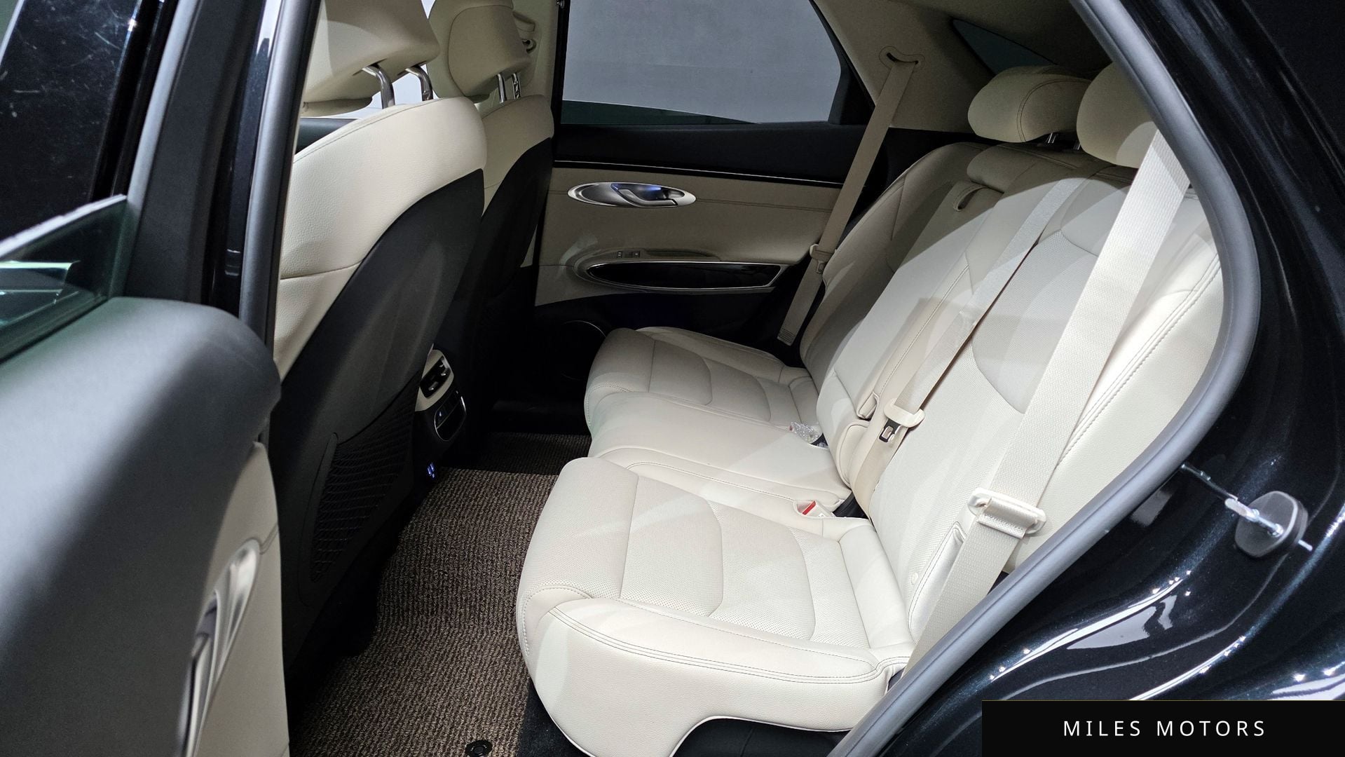 Genesis GV70 2024 — миниатюра 12
