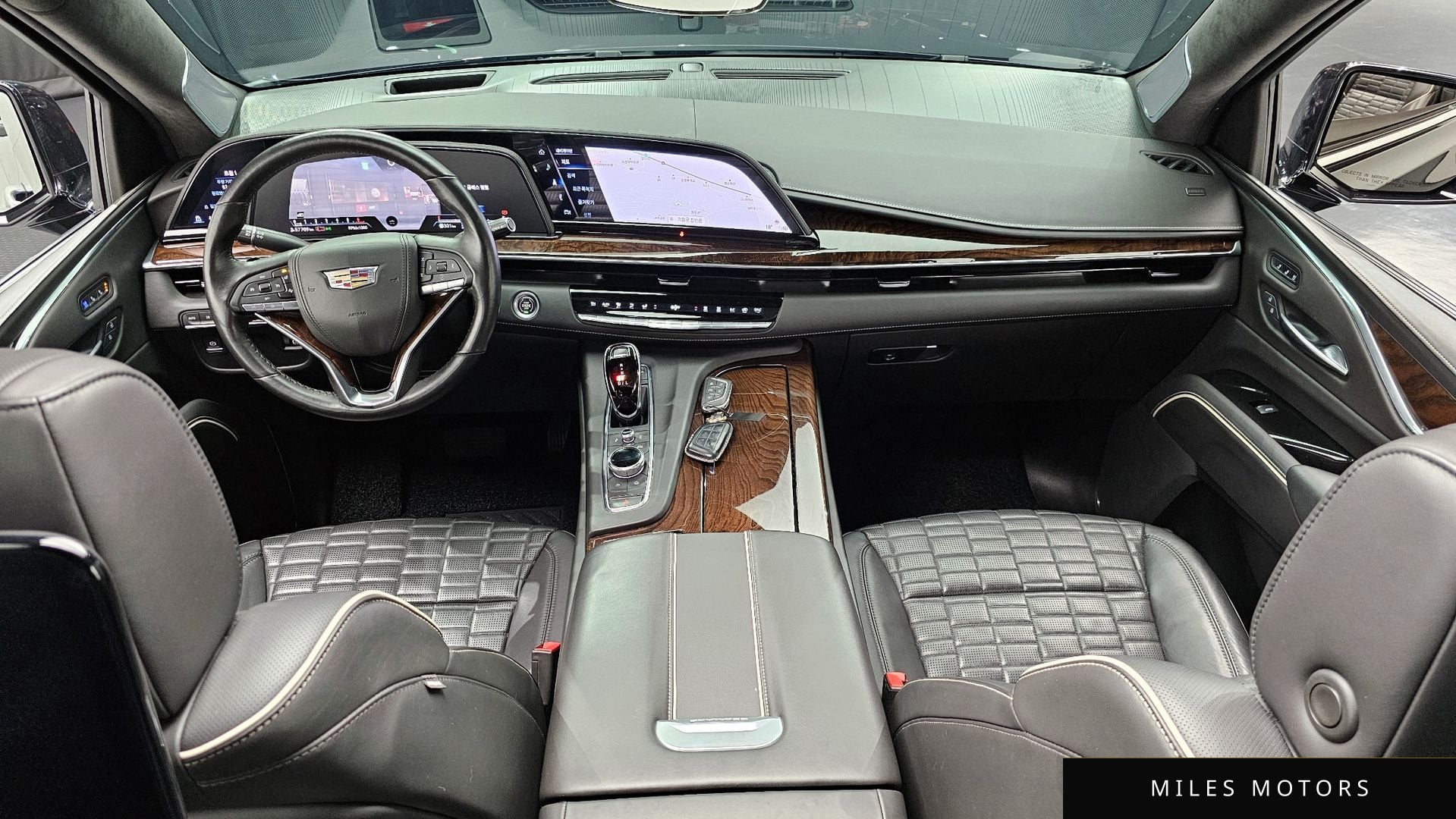 Cadillac Escalade 2022 — миниатюра 7