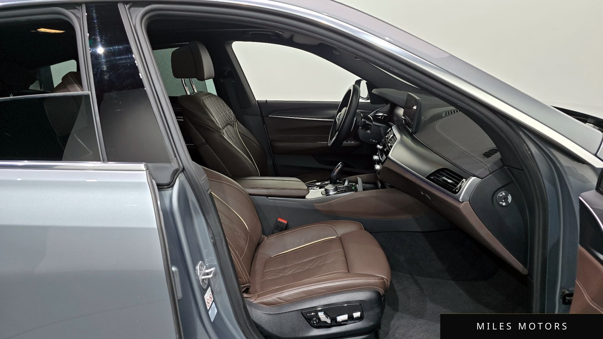 BMW 6 Series GT (G32) 2023 — миниатюра 11