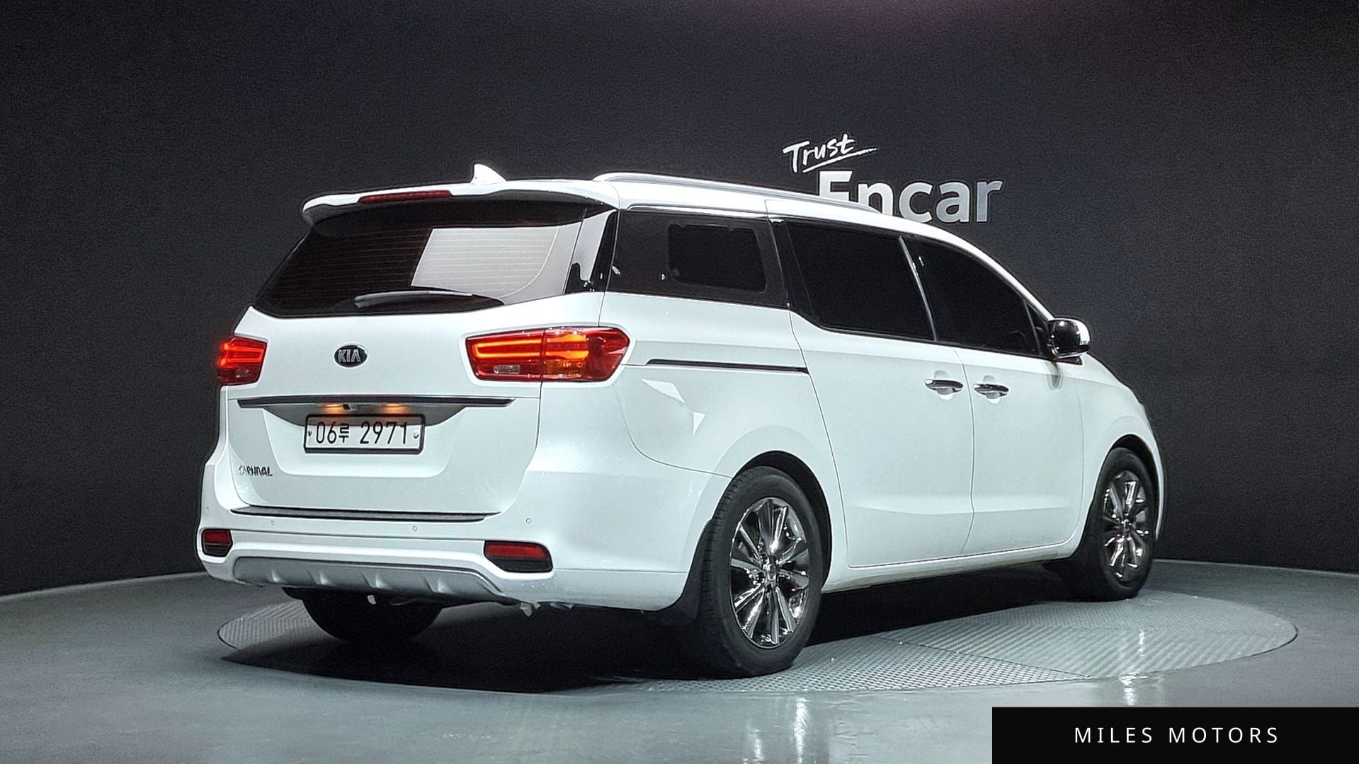 Kia Canival 2019 — миниатюра 2