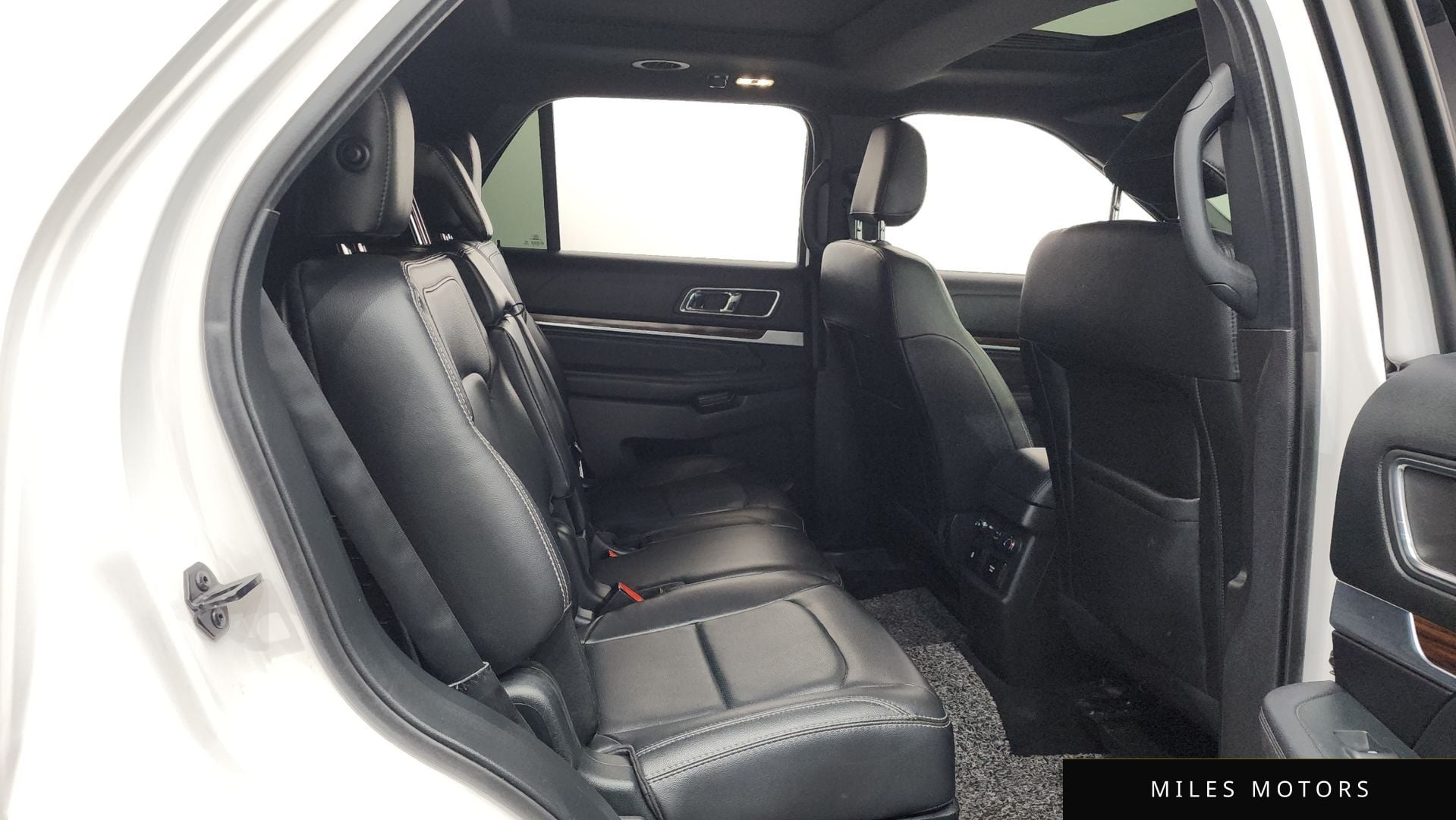 Ford Explorer 2019 — миниатюра 12