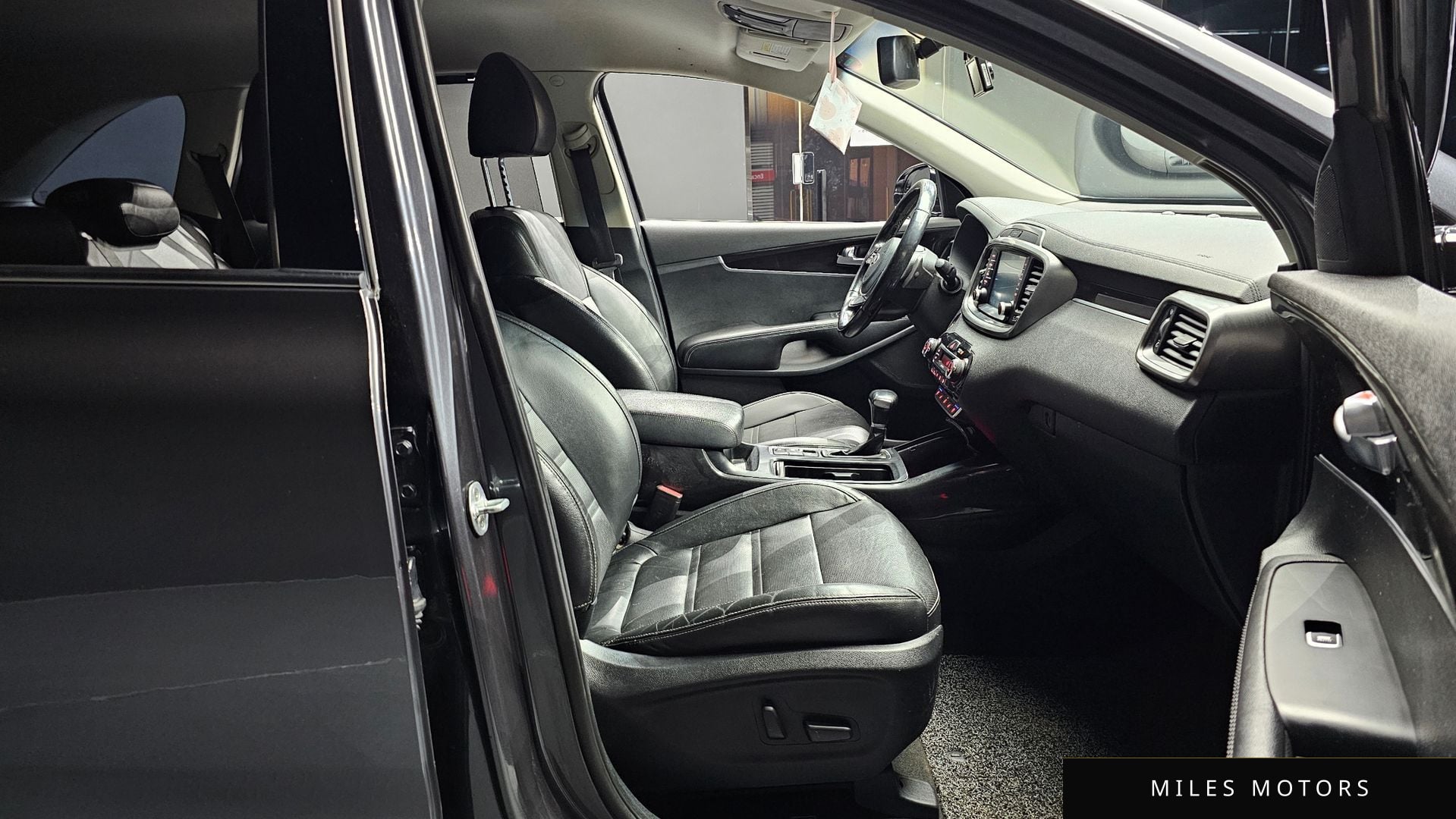 Kia Sorento 2018 — миниатюра 10