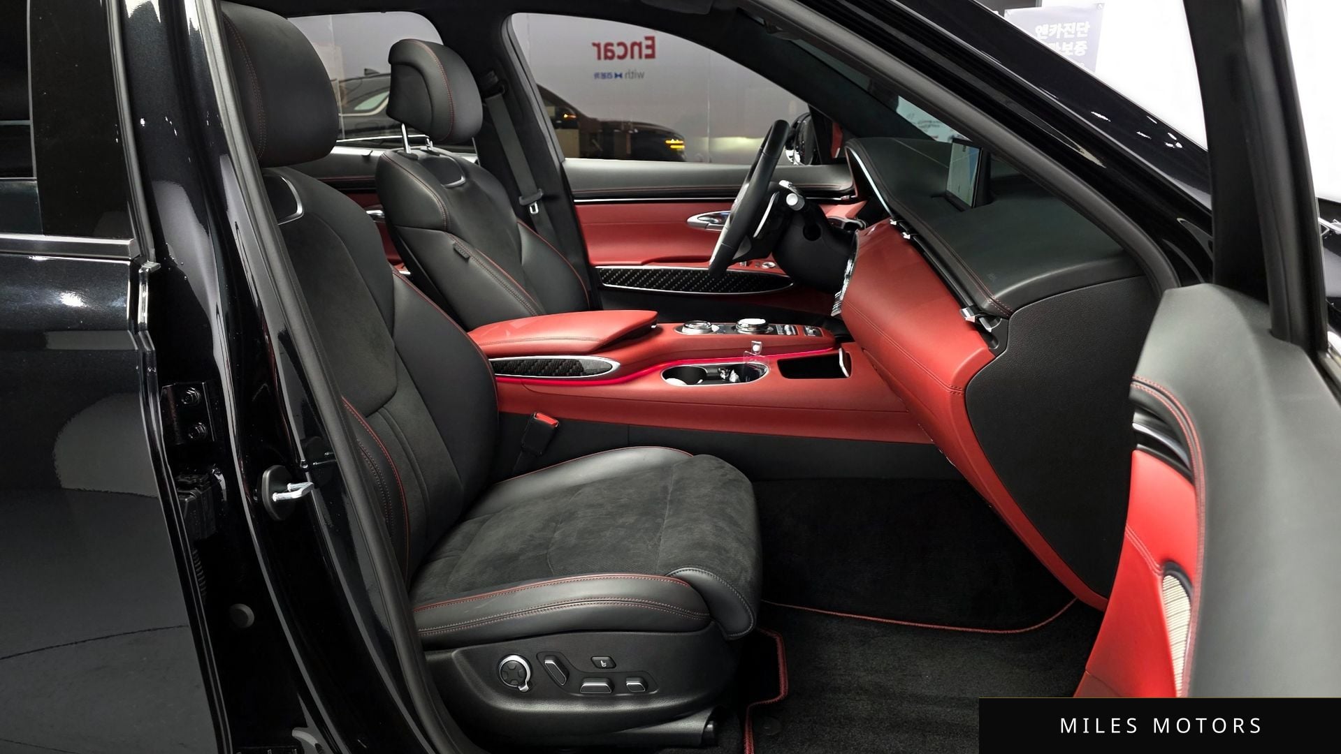 Genesis GV70 2023 — миниатюра 11