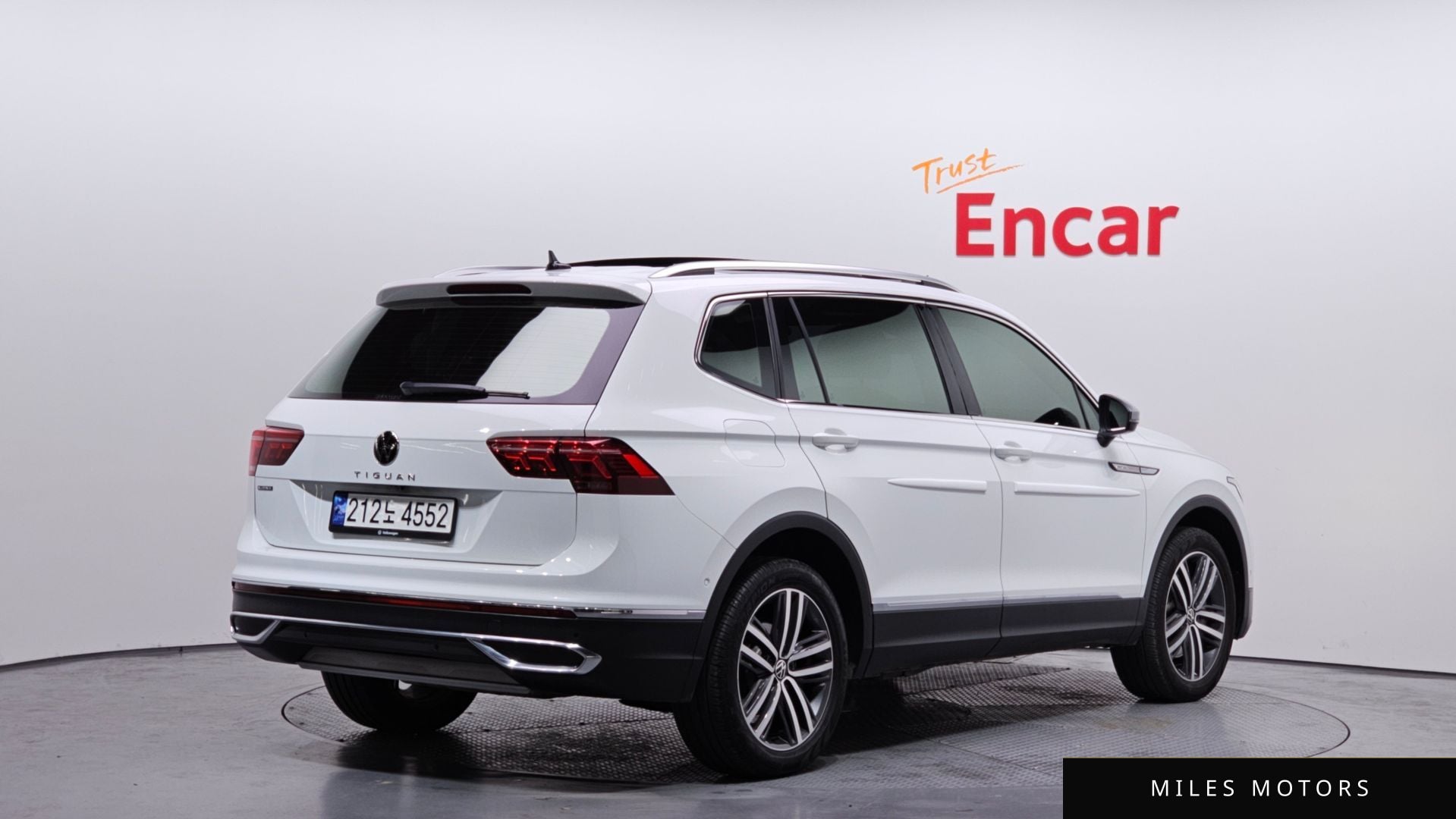 Volkswagen Tiguan 2023 — миниатюра 2