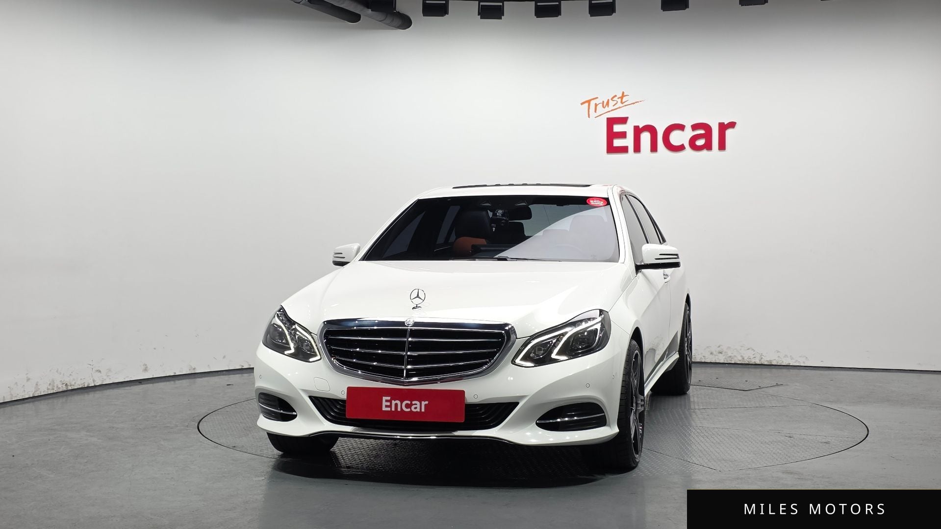 Mercedes-Benz E-Class W212 2016 — миниатюра 3