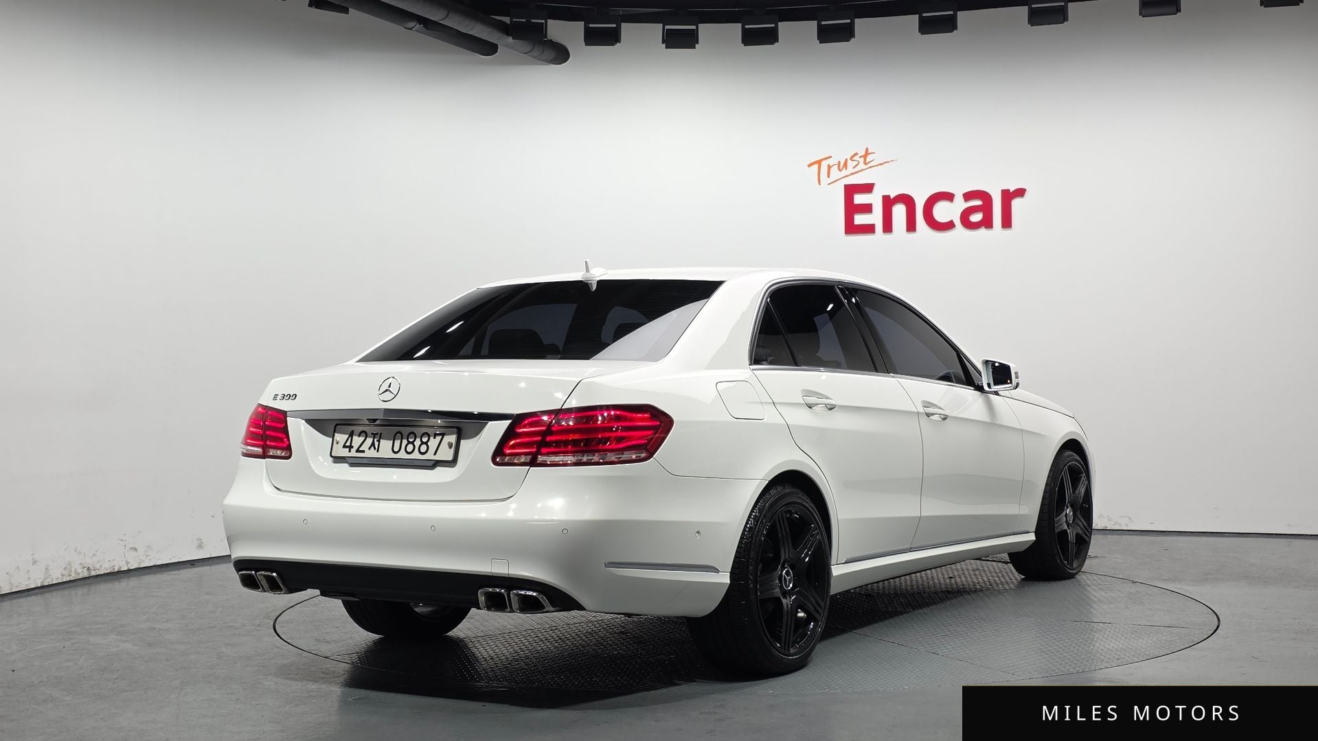 Mercedes-Benz E-Class W212 2016 — миниатюра 4