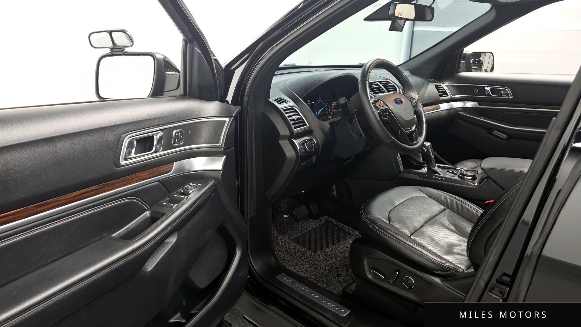 Ford Explorer 2018 — миниатюра 10
