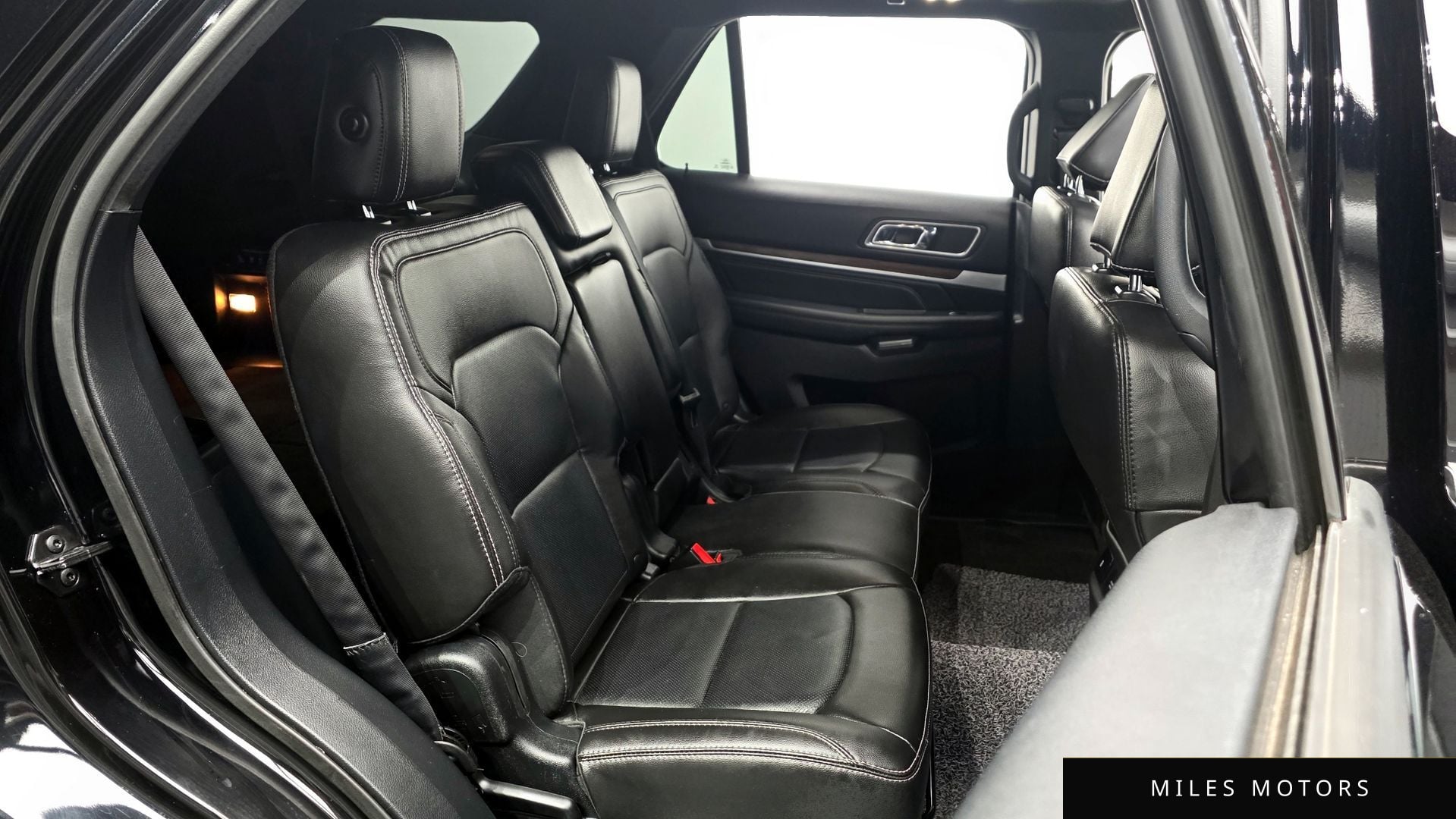 Ford Explorer 2018 — миниатюра 12