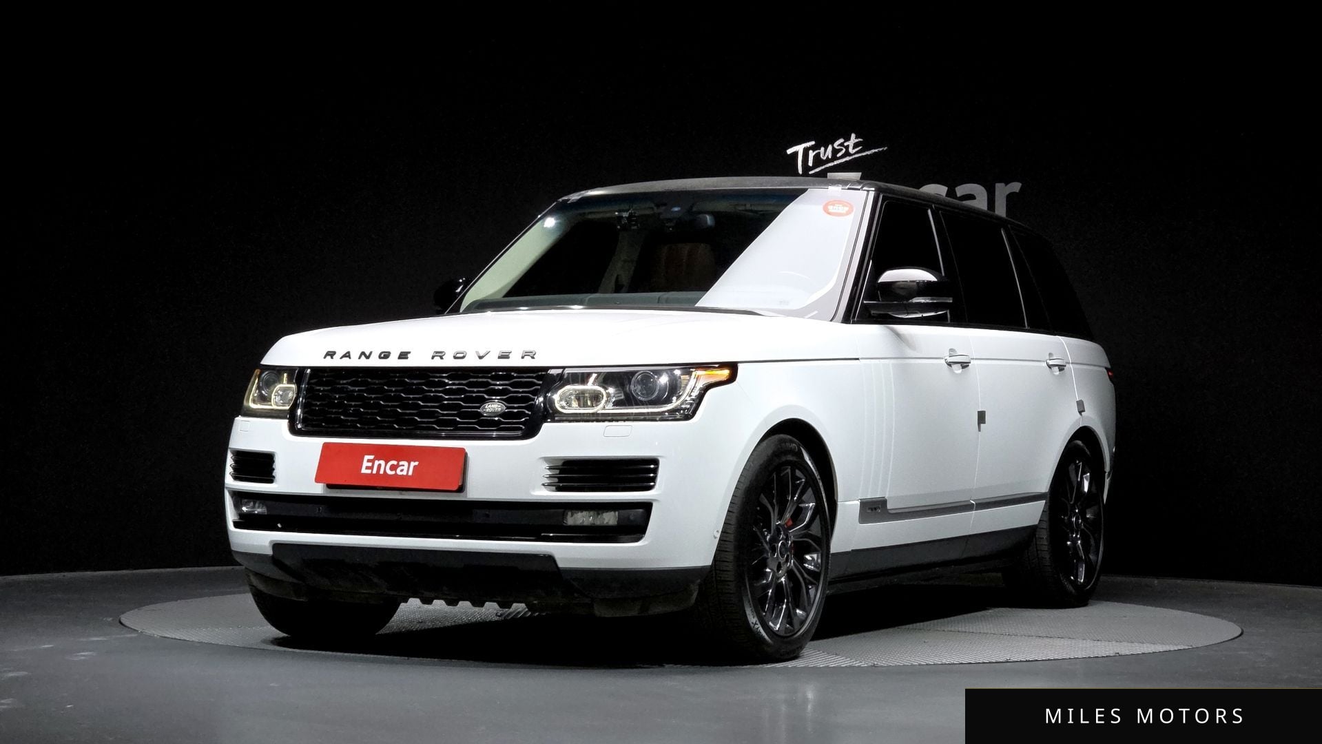 Land Rover Range Rover 2016 — фото 1 из 12
