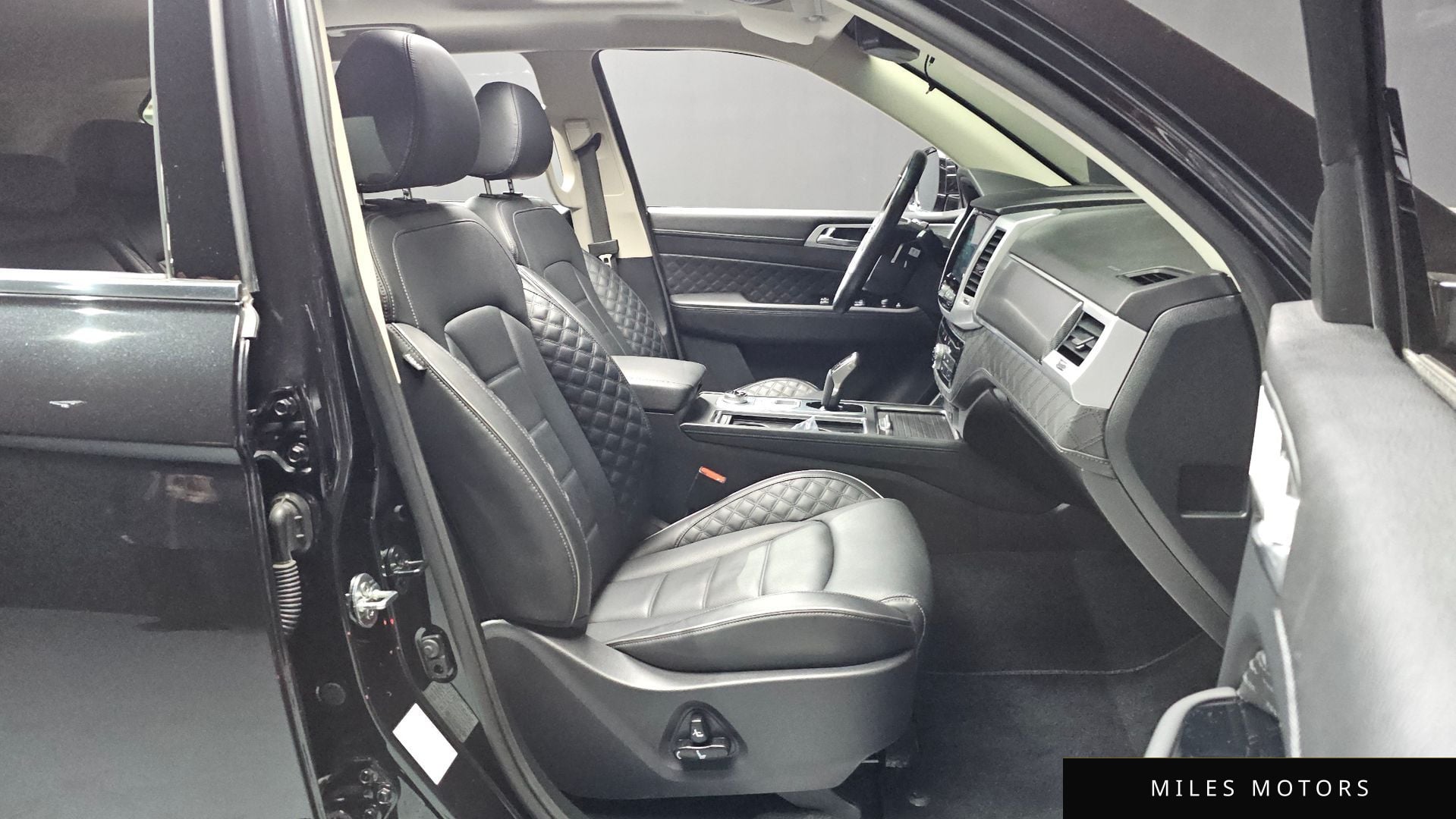 KG Mobility Rexton 2023 — миниатюра 11