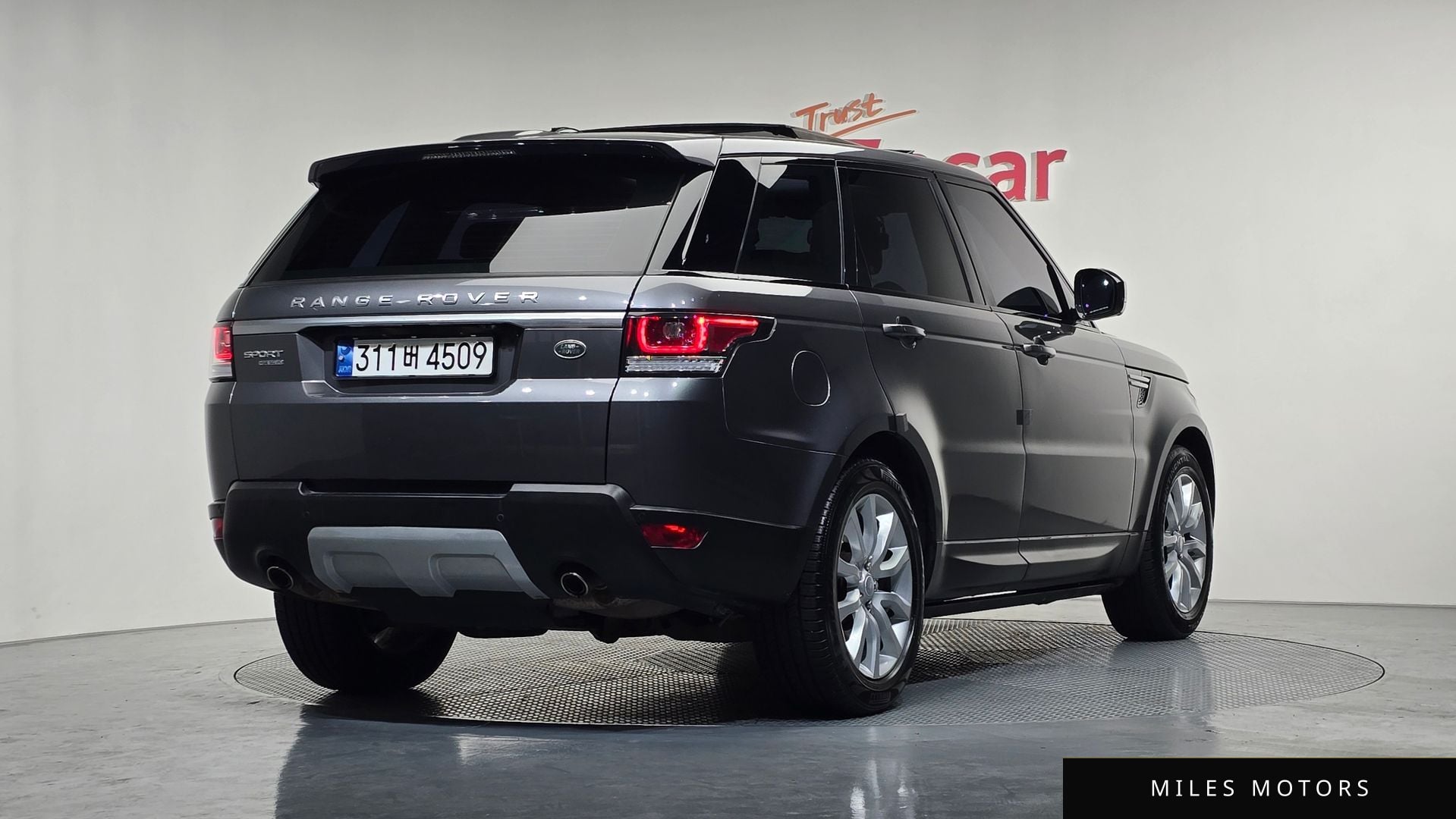 Land Rover Range Rover Sport 2016 — миниатюра 2