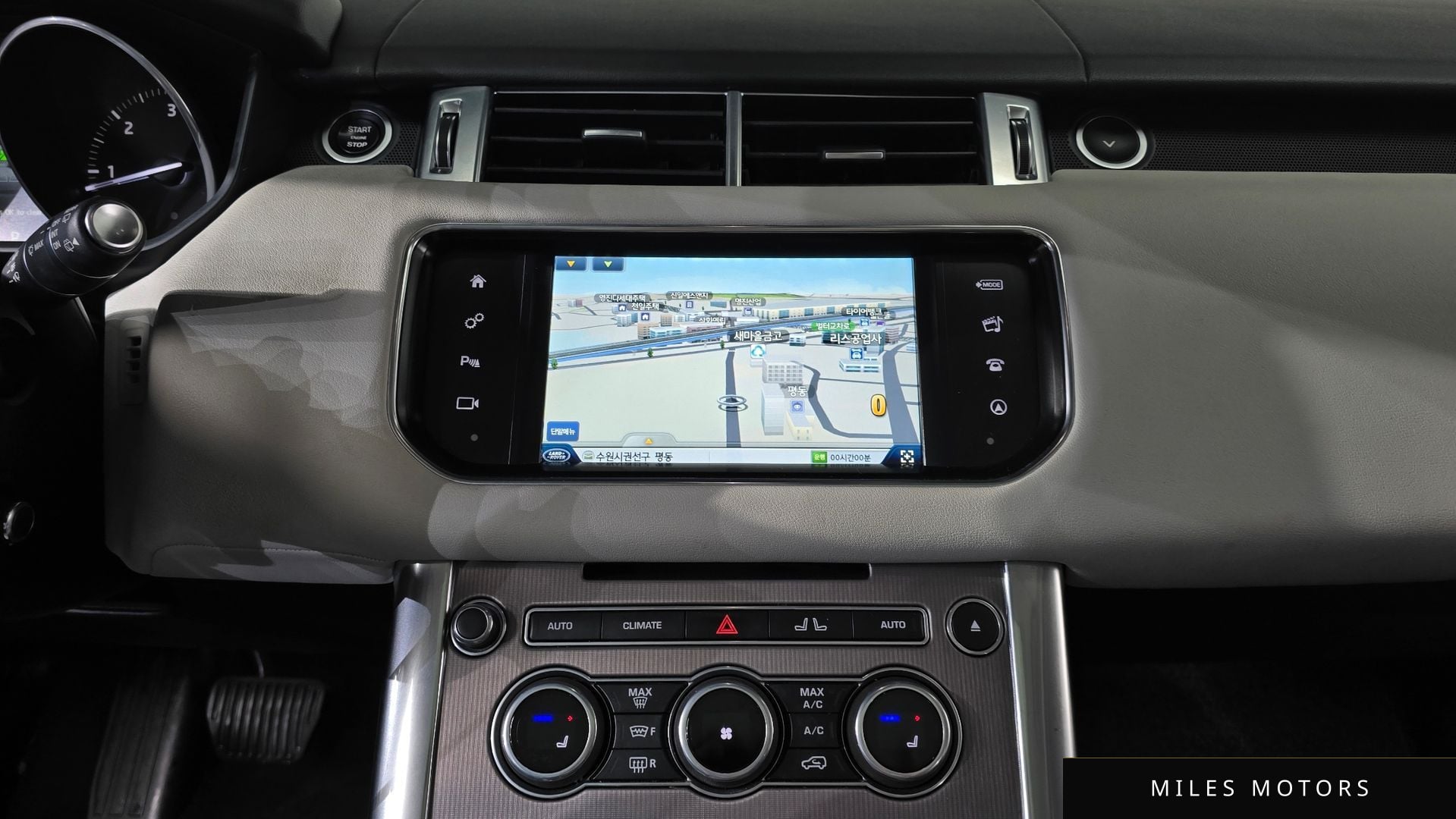 Land Rover Range Rover Sport 2016 — миниатюра 14