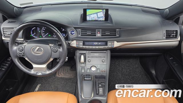 Лексус CT200h 2016 — миниатюра 14