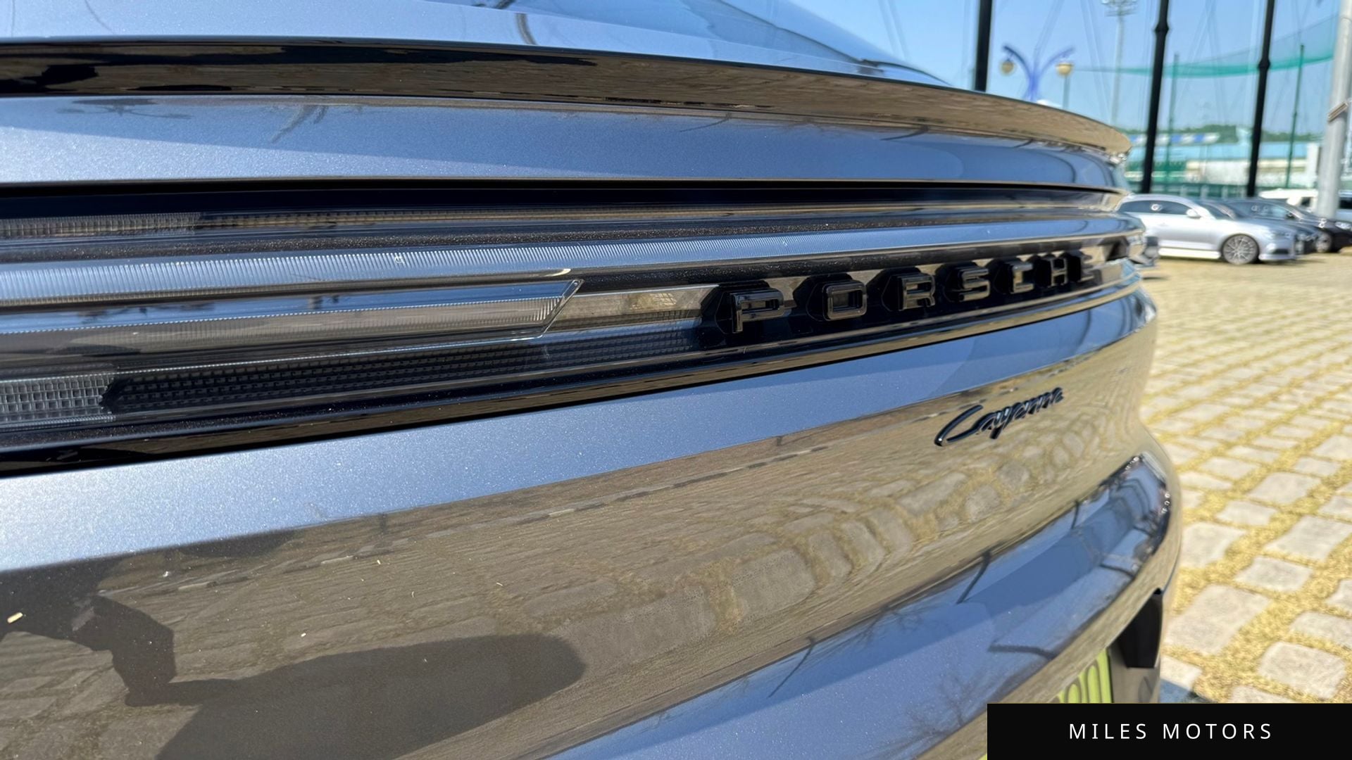 Porsche Cayenne 2024 — миниатюра 4