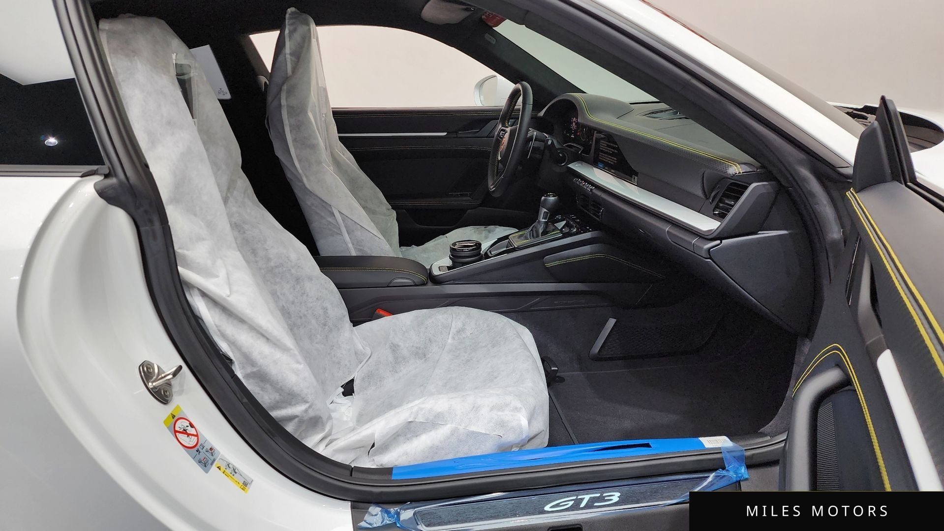 Porsche 911 (992) 2026 — миниатюра 10