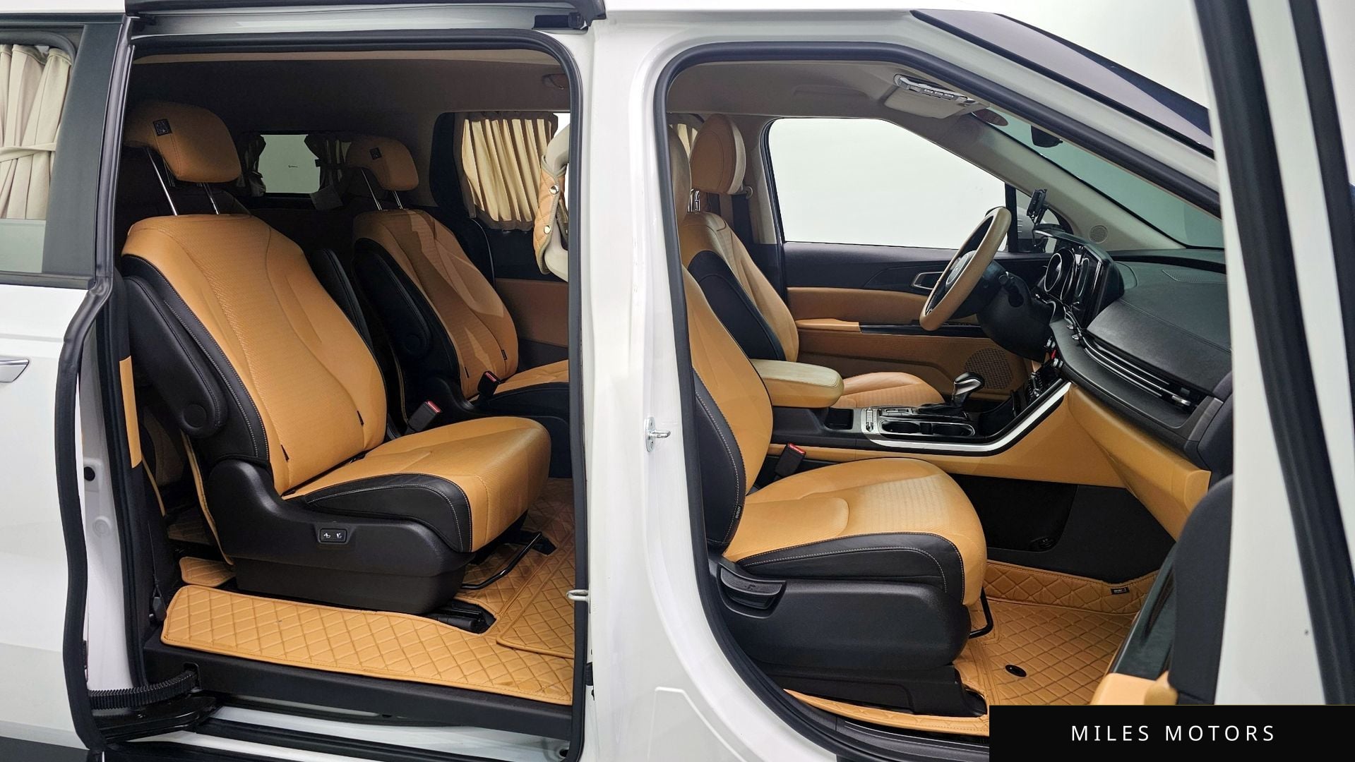 Kia Carnival 2022 — миниатюра 10