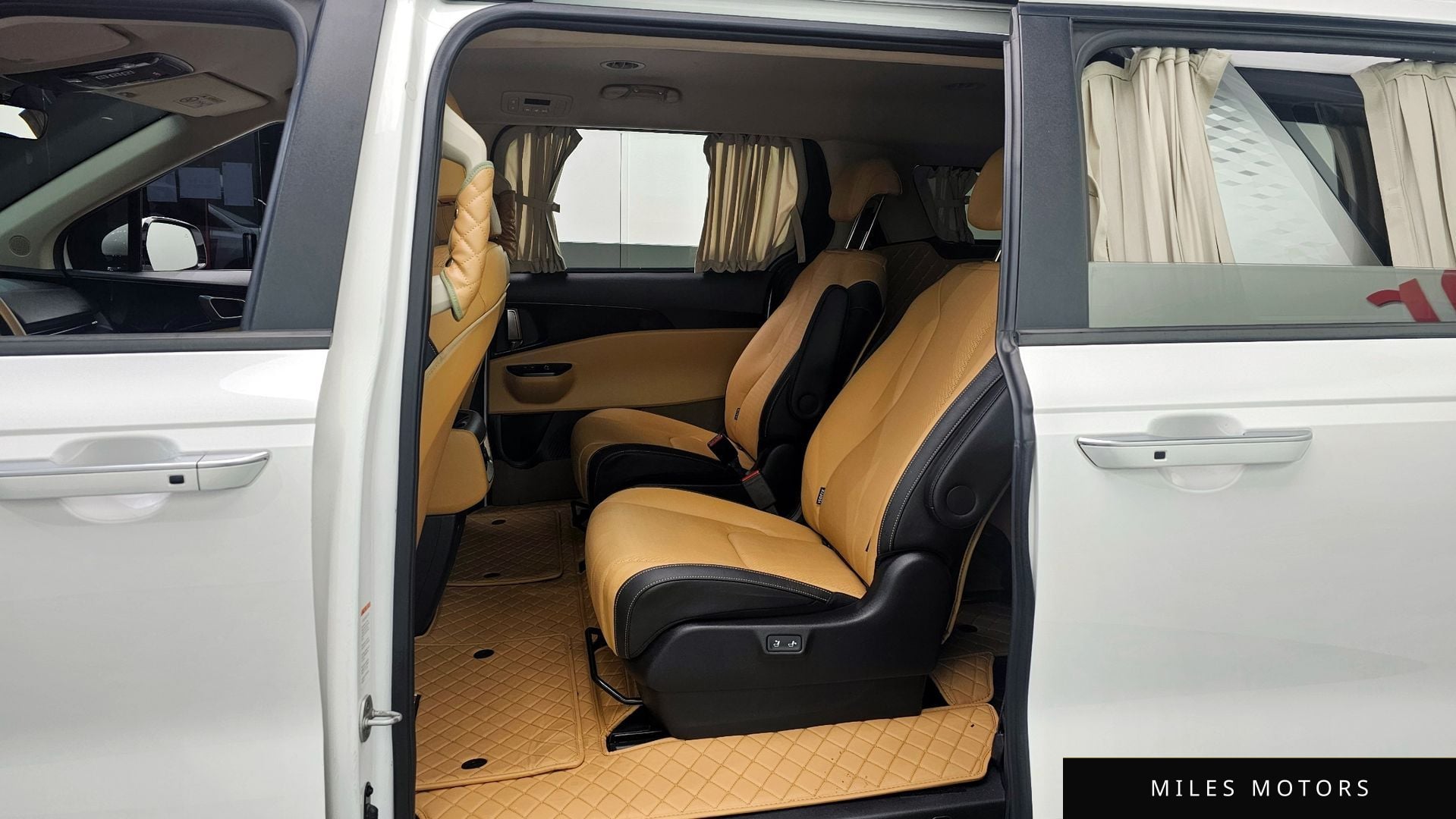 Kia Carnival 2022 — миниатюра 12