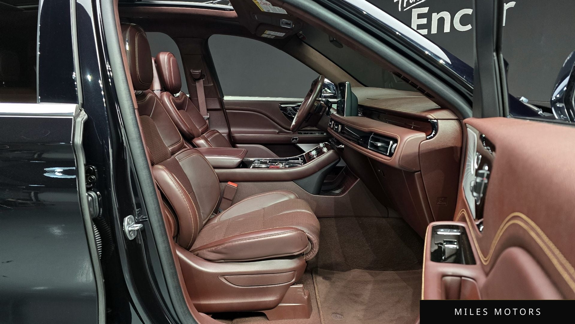 Lincoln Aviator 2022 — миниатюра 10