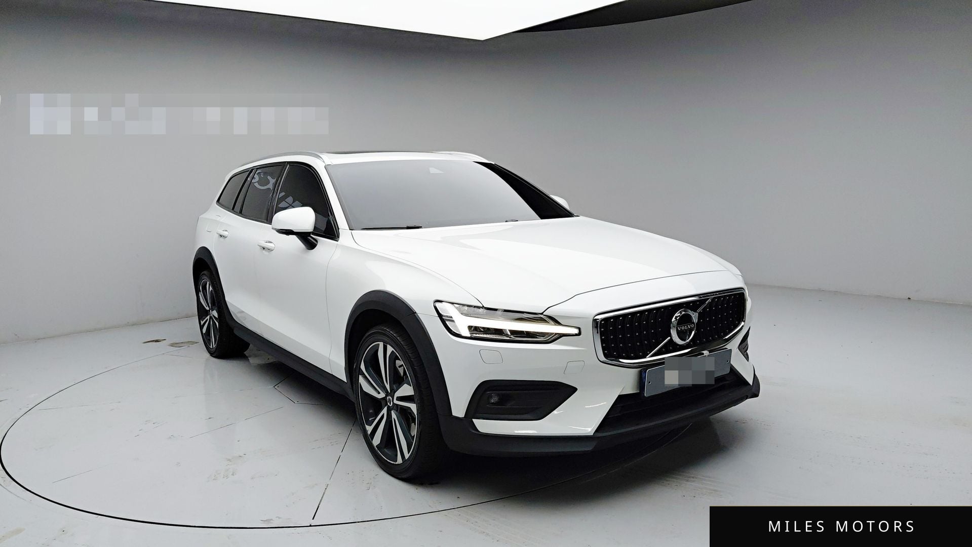 Volvo V60 2021 — миниатюра 3