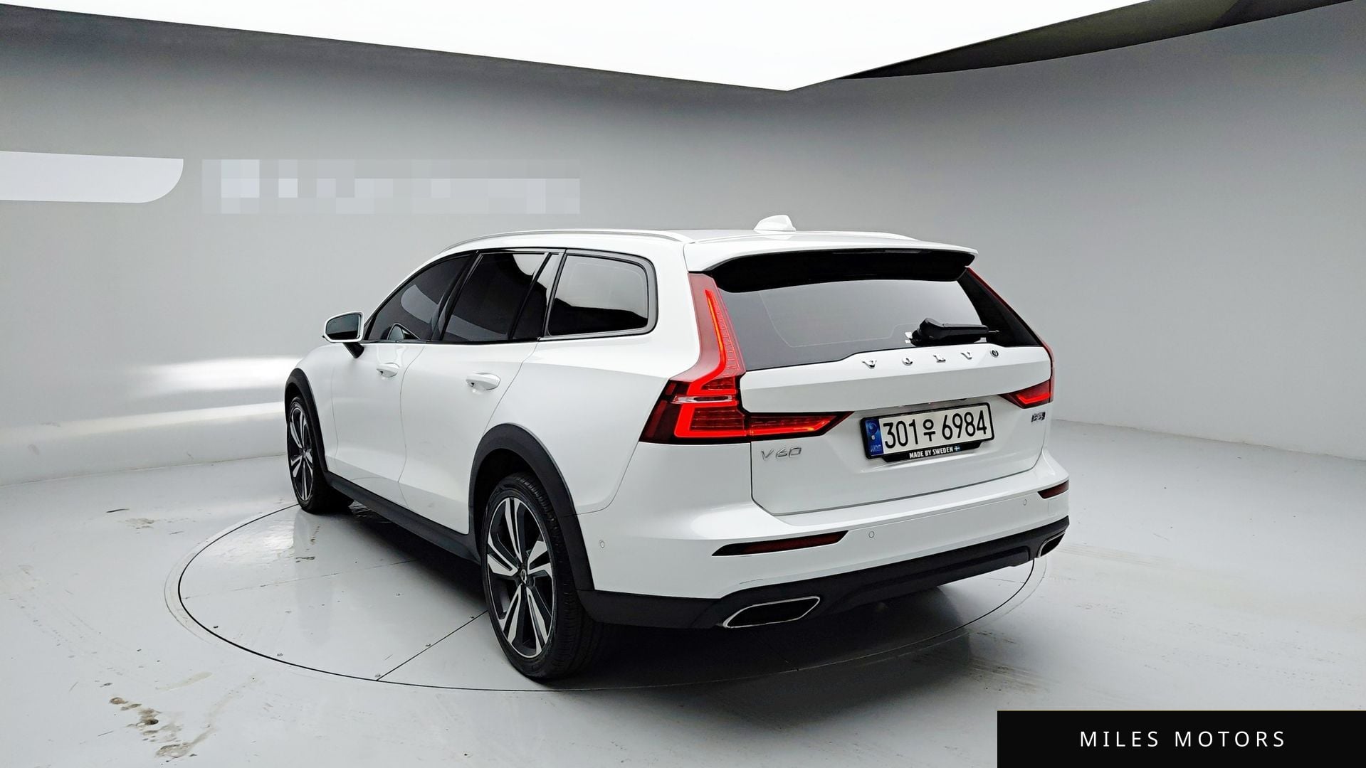 Volvo V60 2021 — миниатюра 6