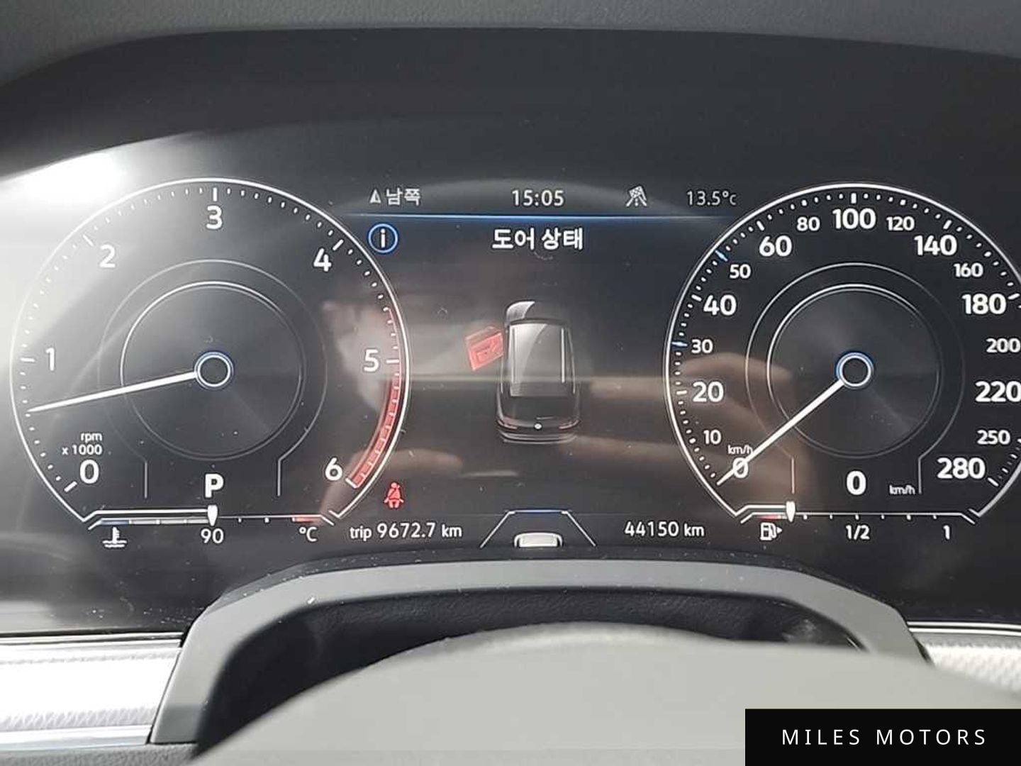 Volkswagen Touareg 2023 — миниатюра 6