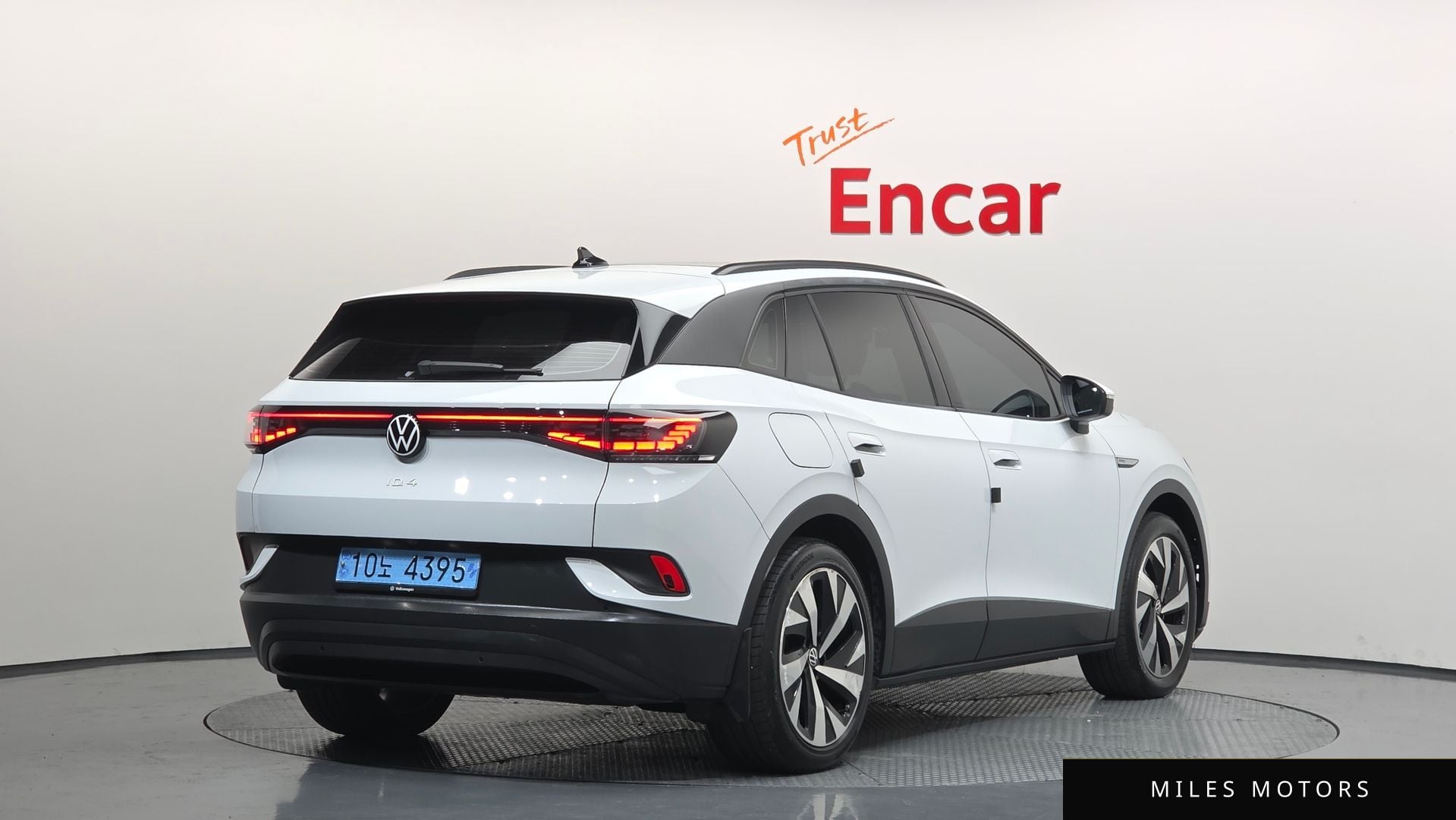 Volkswagen ID.4 2023 — миниатюра 2