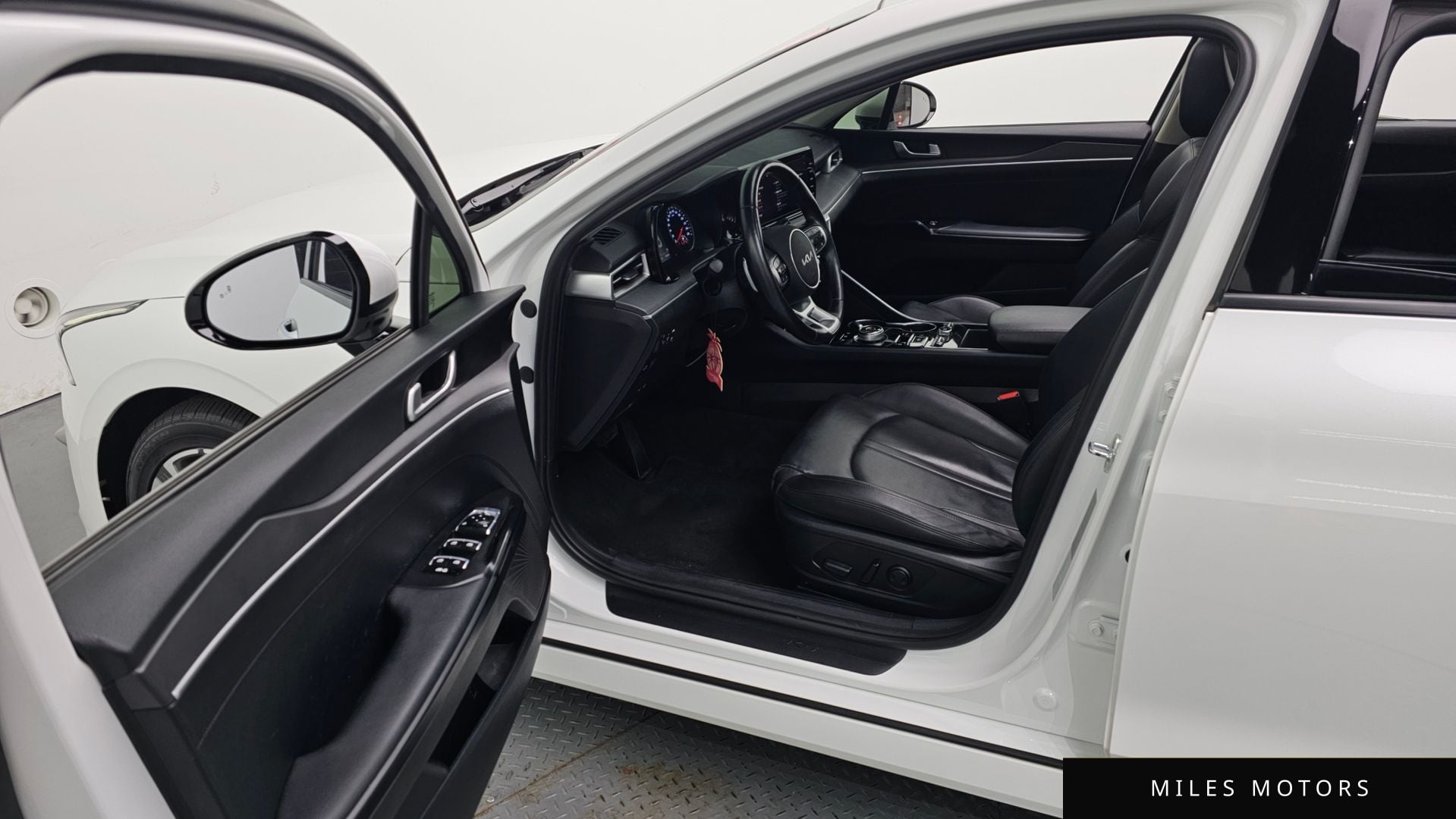 Kia K5 2022 — миниатюра 10