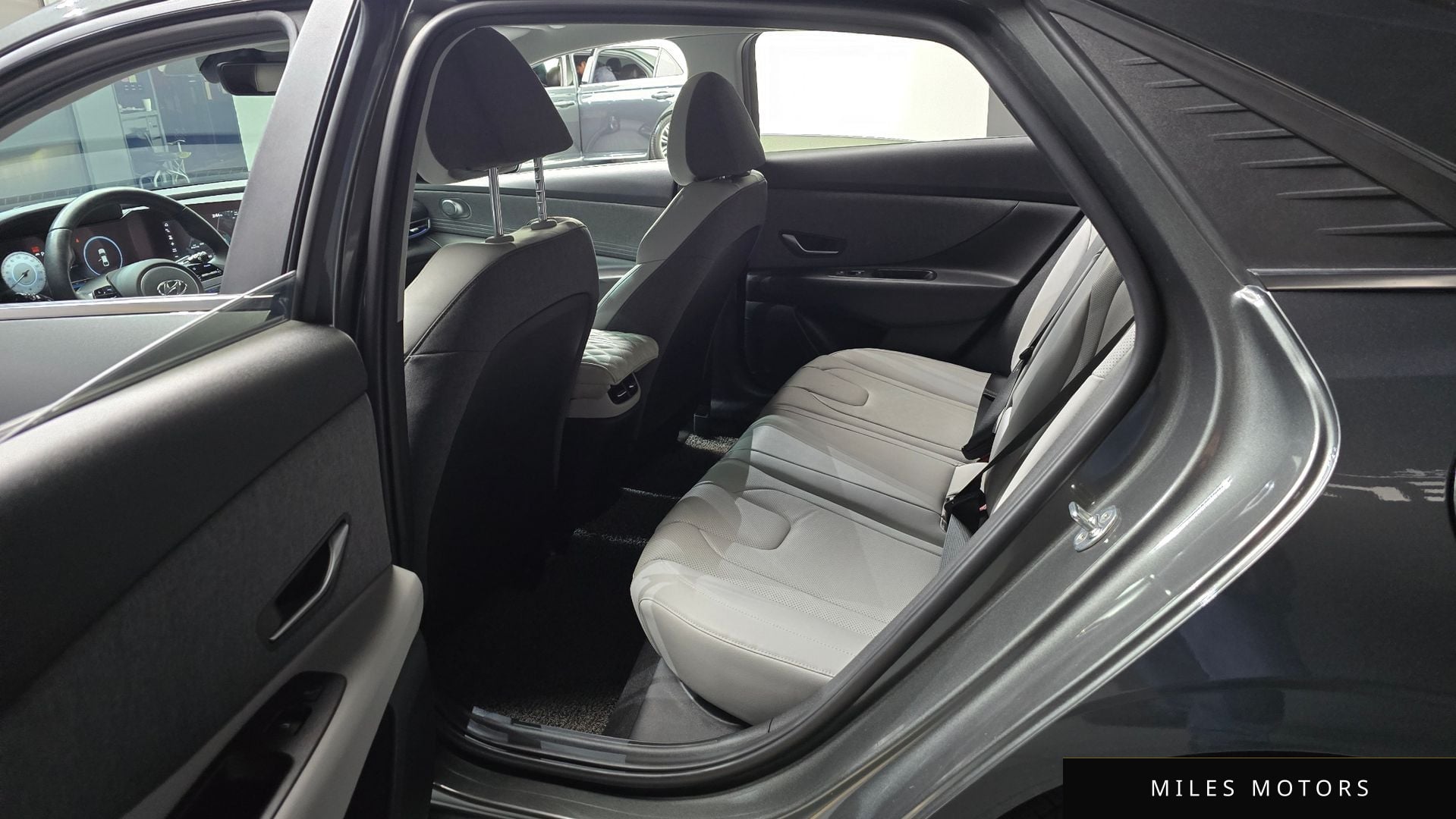 Hyundai AVANTE 2023 — миниатюра 11