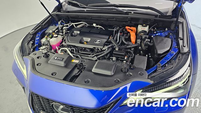 Лексус NX450h+ 2022 — миниатюра 5