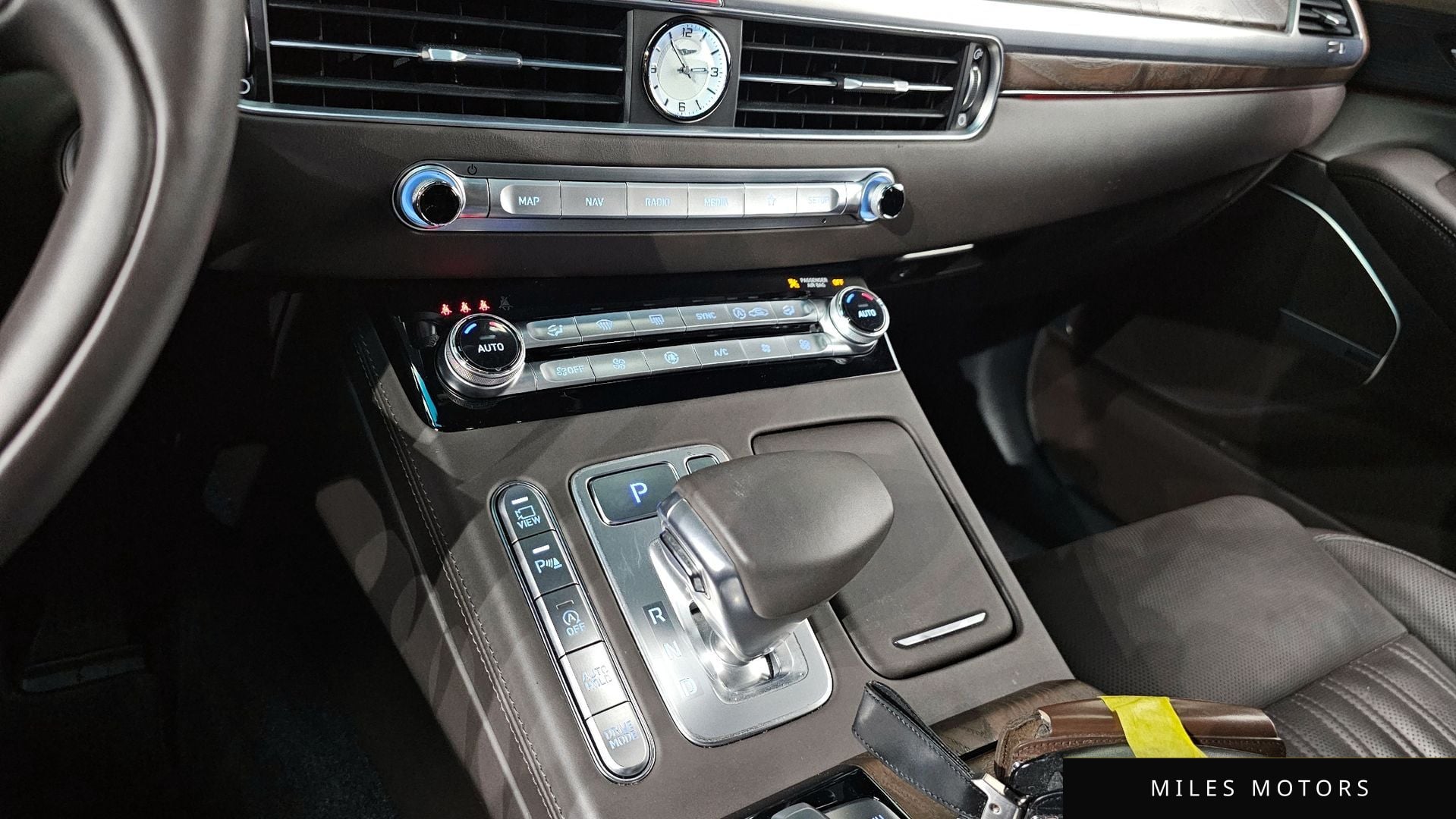 Genesis G90 2021 — миниатюра 9